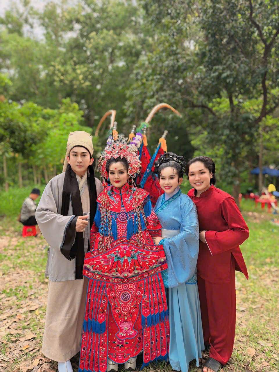 Nữ qu&aacute;i kiệt Bo Bo Ho&agrave;ng cố vấn nghệ thuật cho dự &aacute;n khủng của nghệ sĩ Ho&agrave;ng Thanh - Ảnh 4.