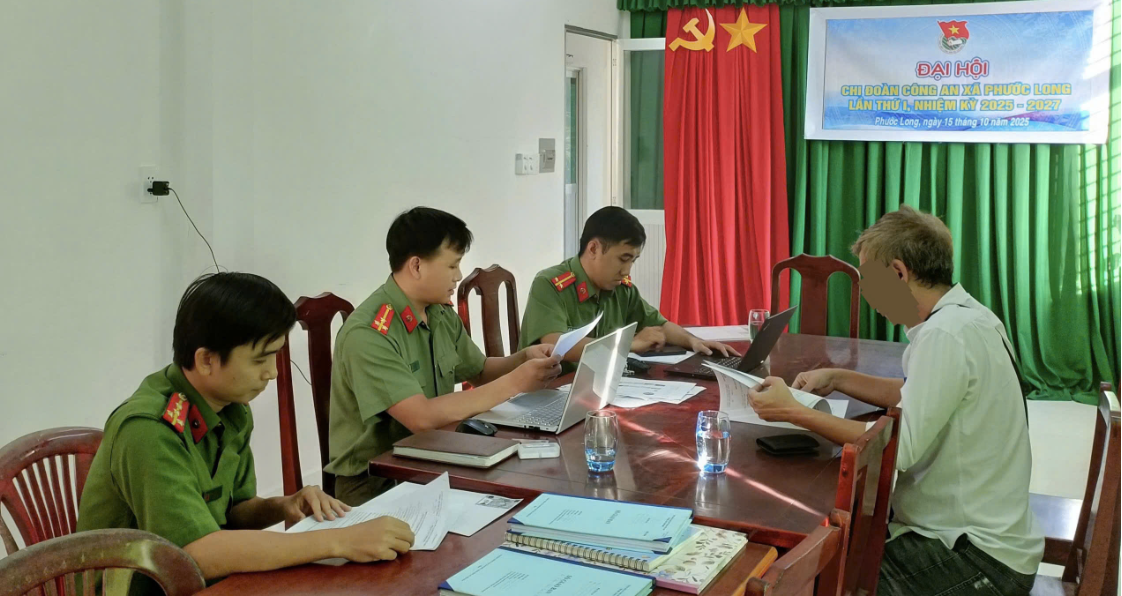 Vĩnh Long: Chủ shop online bị mời làm việc vì đăng tin sai sự thật về bão lũ - Ảnh 1.