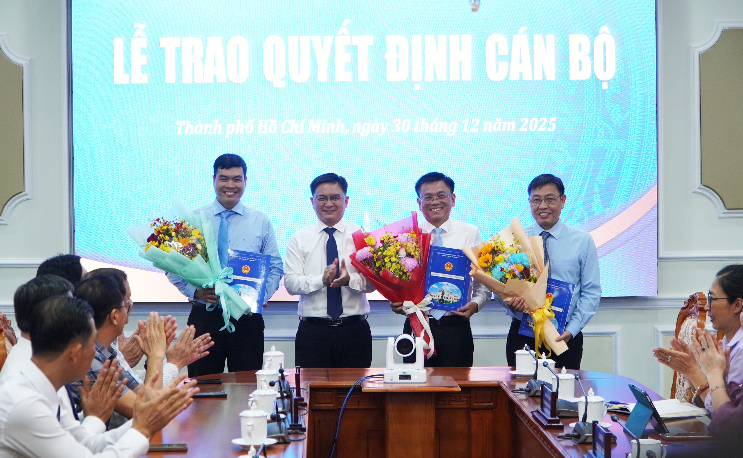 TPHCM: bổ nhiệm Ph&oacute; Ch&aacute;nh Văn ph&ograve;ng UBND th&agrave;nh phố v&agrave; Gi&aacute;m đốc, Chủ tịch c&aacute;c đơn vị - Ảnh 1.