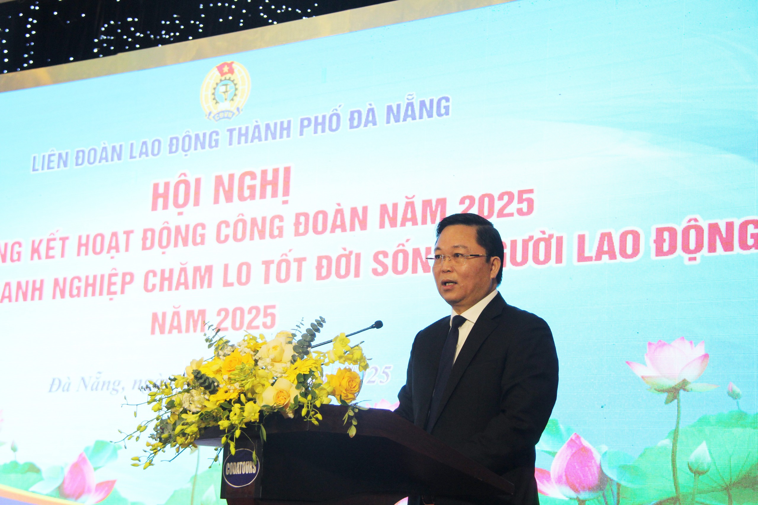 C&ocirc;ng đo&agrave;n Đ&agrave; Nẵng: Hơn 133 tỉ đồng hỗ trợ người lao động, t&ocirc;n vinh 56 doanh nghiệp ti&ecirc;u biểu - Ảnh 5.