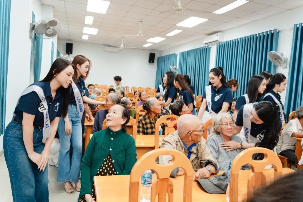 Hoa hậu Biển Việt Nam 2025 lan tỏa yêu thương - Ảnh 1.