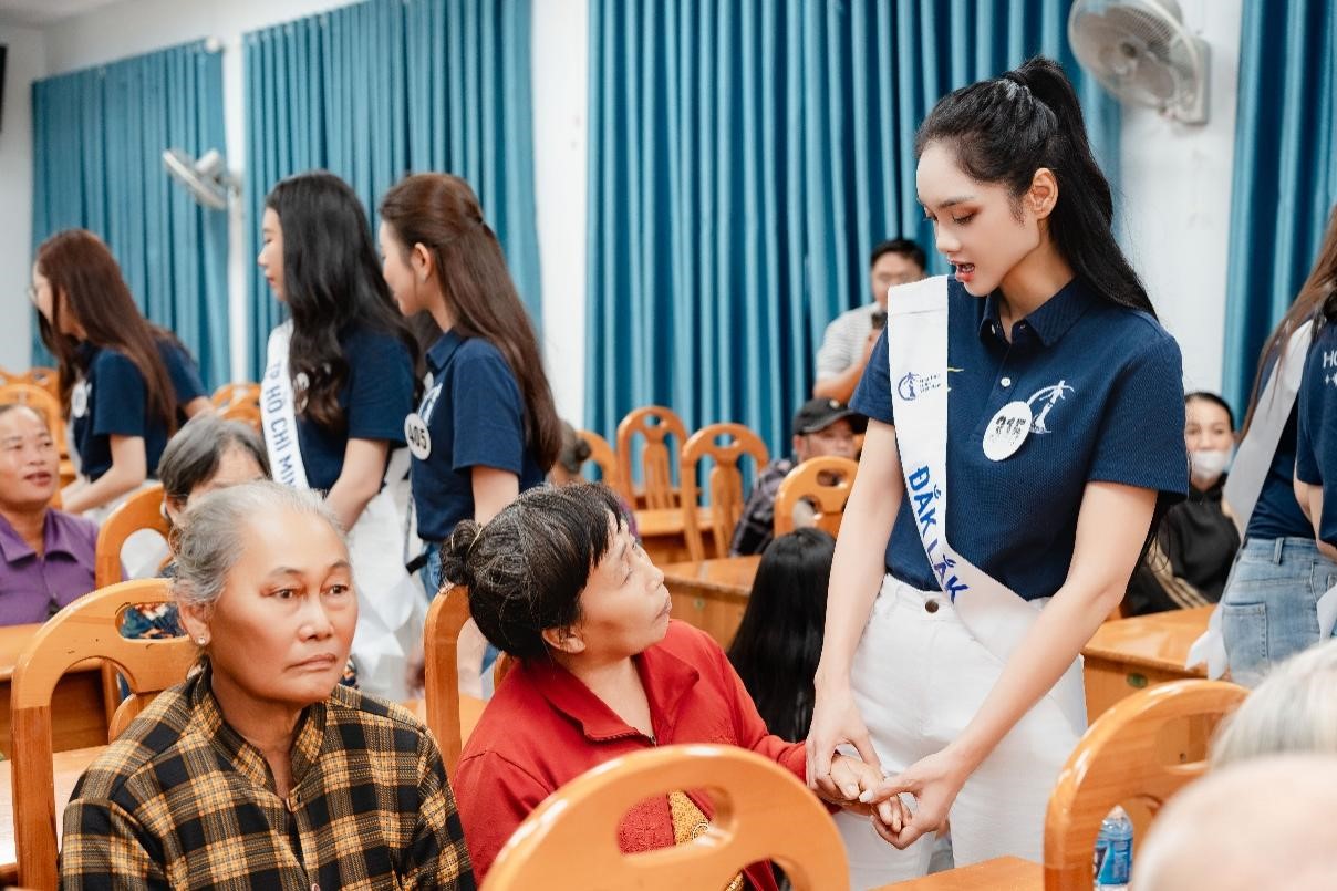 Hoa hậu Biển Việt Nam 2025 lan tỏa yêu thương - Ảnh 4.