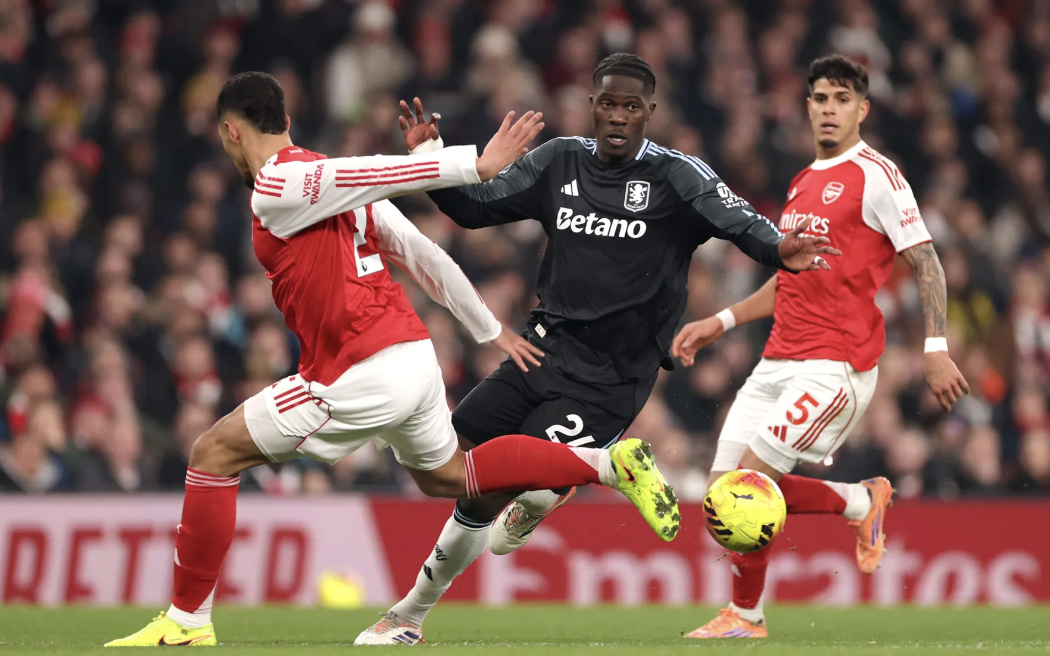Arsenal dội "mưa bàn thắng" trước Aston Villa, vô địch lượt đi Ngoại hạng - Ảnh 1.