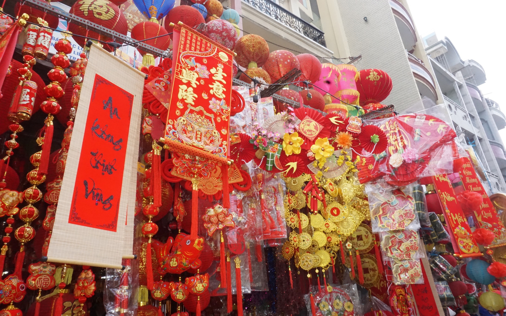 Sắc Xuân đến sớm ở Chợ Lớn
