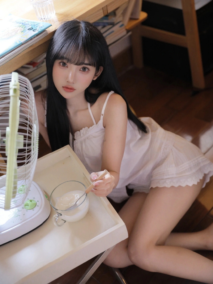L&acirc;m Tuấn Kiệt chọc giận "fan" khi c&ocirc;ng khai người y&ecirc;u 24 tuổi - Ảnh 5.