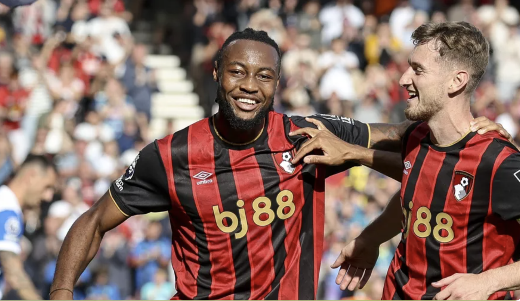 Man City tăng tốc thương vụ ch&acirc;n s&uacute;t Semenyo 65 triệu bảng - Ảnh 1.