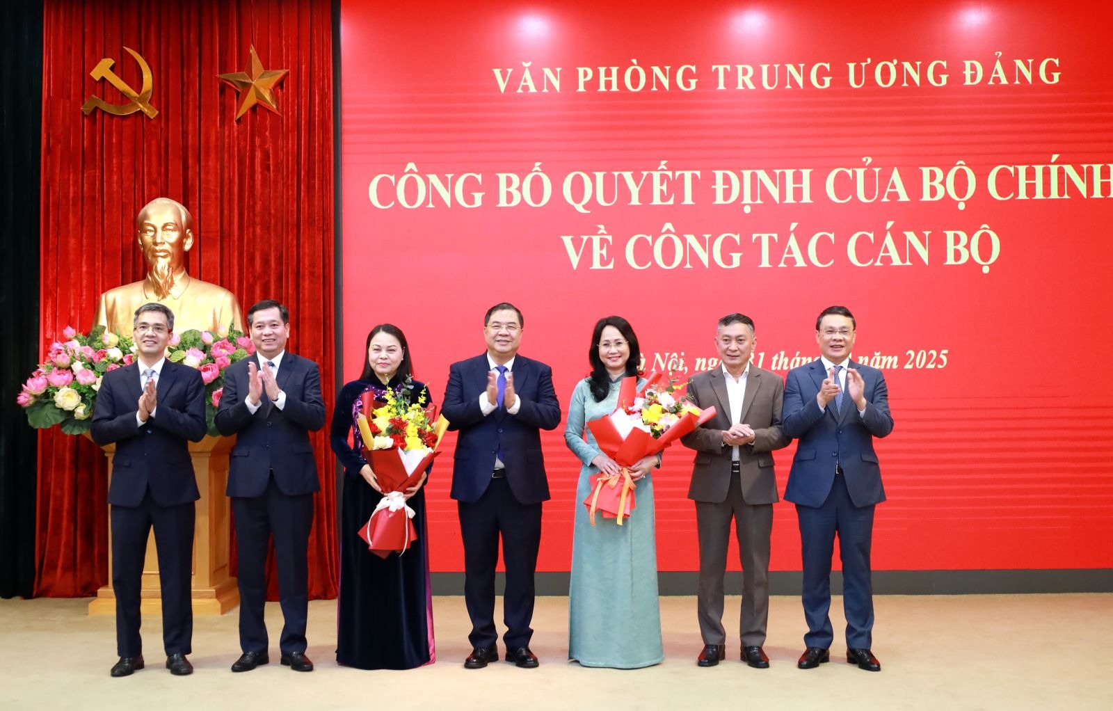 Bà Nguyễn Thị Thu Hà được bổ nhiệm Phó Chánh Văn phòng Thường trực Văn phòng Trung ương Đảng - Ảnh 3.