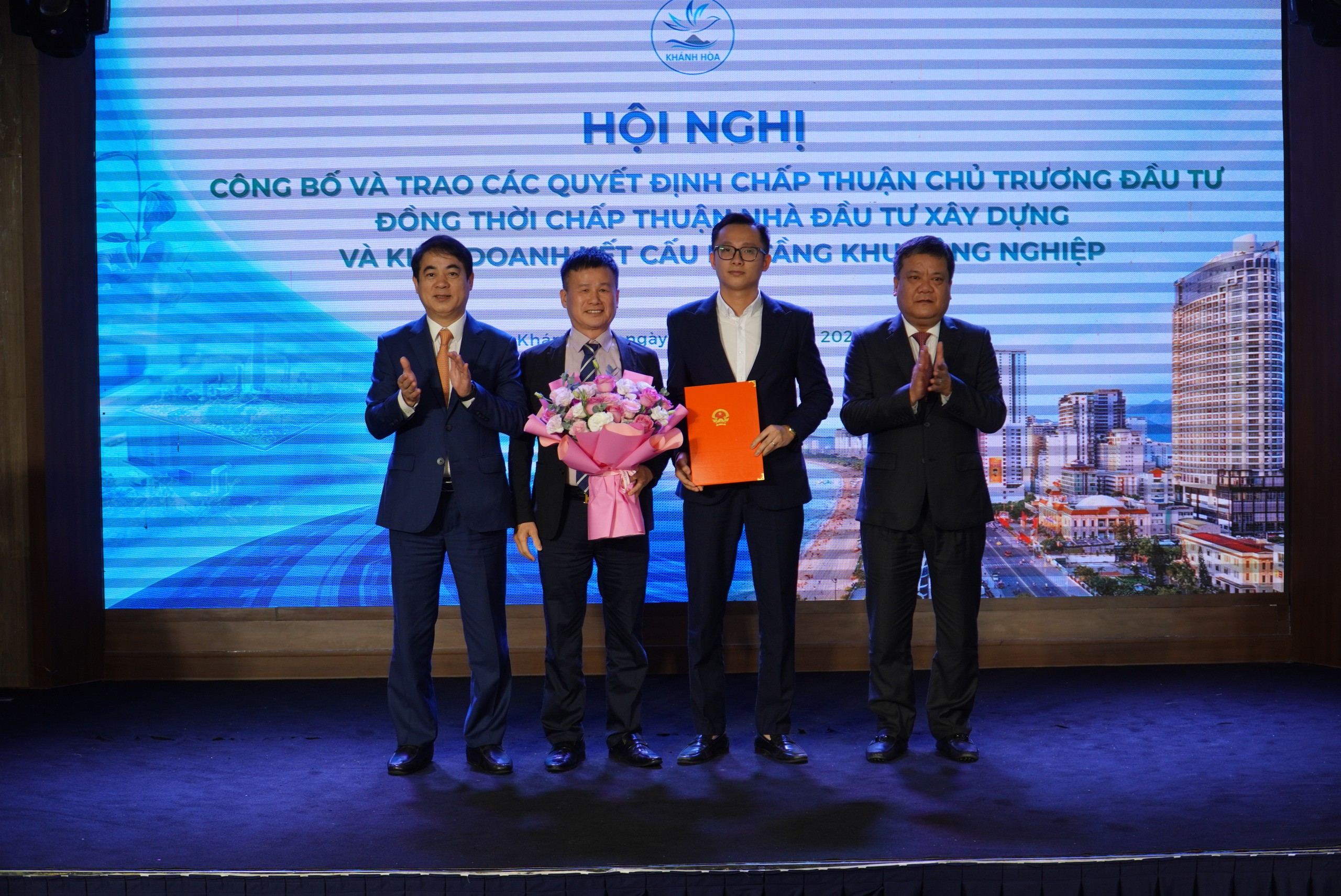 Kh&aacute;nh H&ograve;a: Đầu tư 11.400 tỉ đồng x&acirc;y 3 khu c&ocirc;ng nghiệp trọng điểm - Ảnh 2.