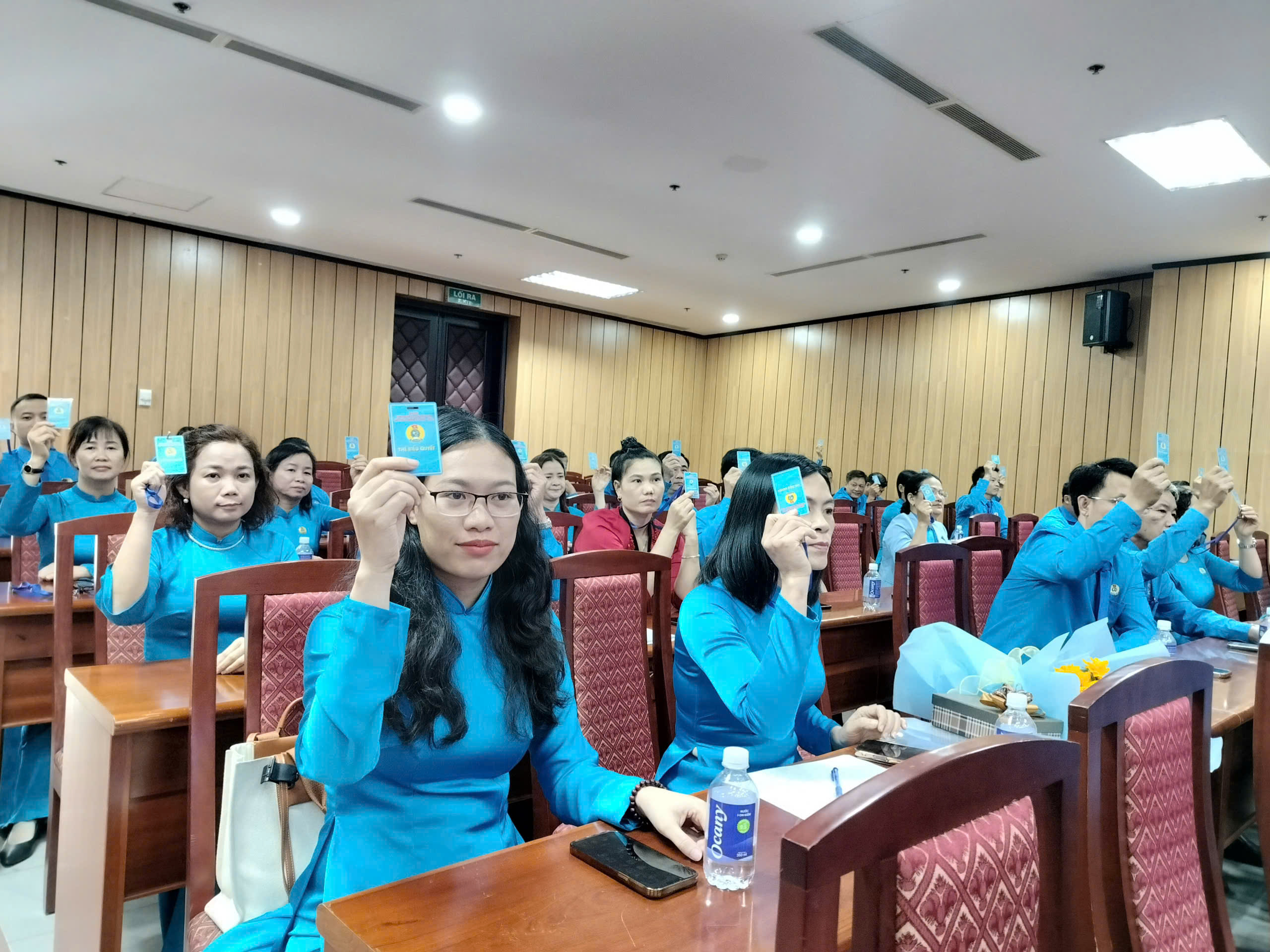 Đại hội C&ocirc;ng đo&agrave;n cao su Việt Nam: B&agrave; Huỳnh Thị Cẩm Hồng được bầu l&agrave;m chủ tịch C&ocirc;ng đo&agrave;n ng&agrave;nh - Ảnh 5.