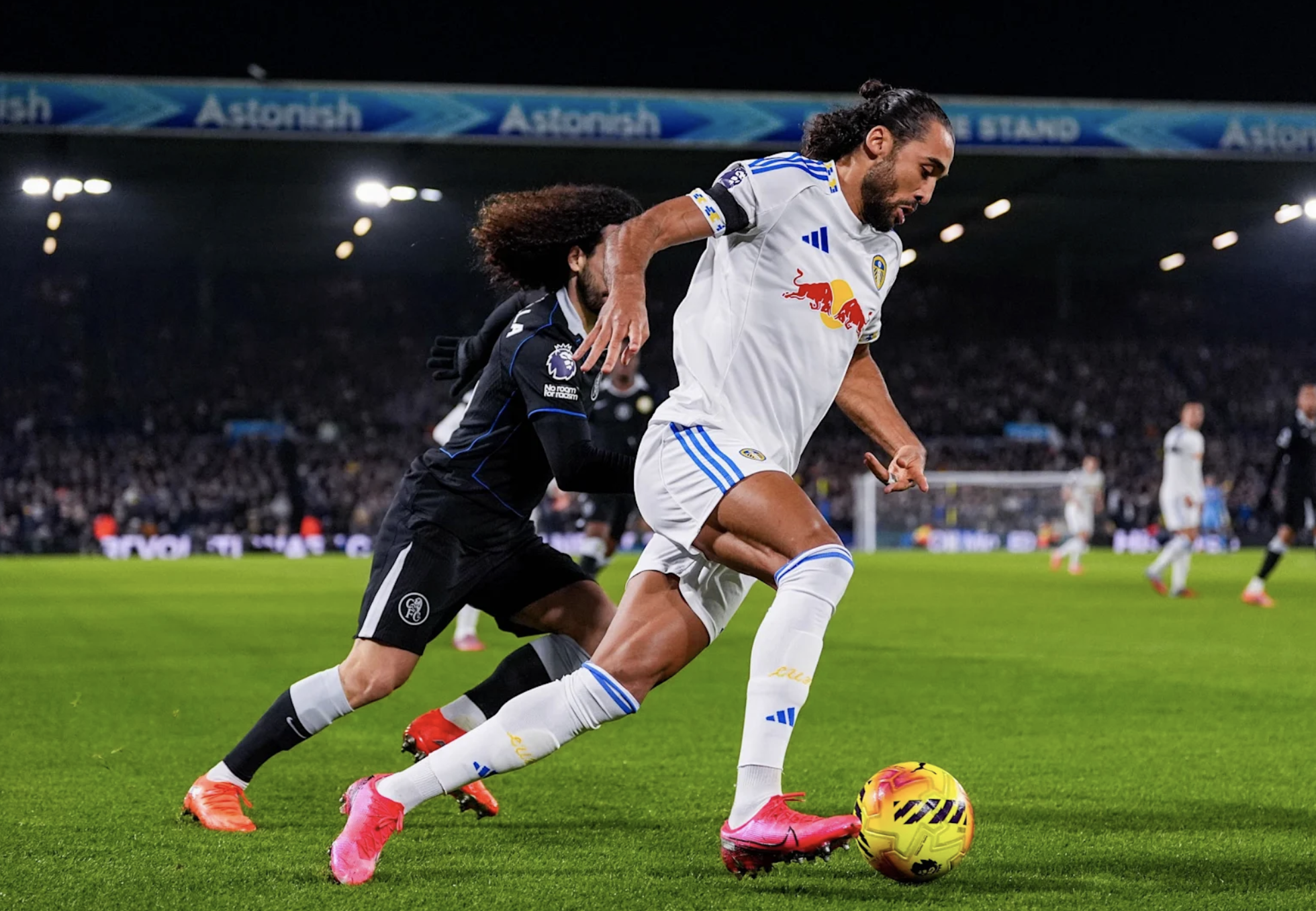 Chelsea thua sốc t&acirc;n binh Ngoại hạng, Leeds United mơ tho&aacute;t hiểm - Ảnh 5.