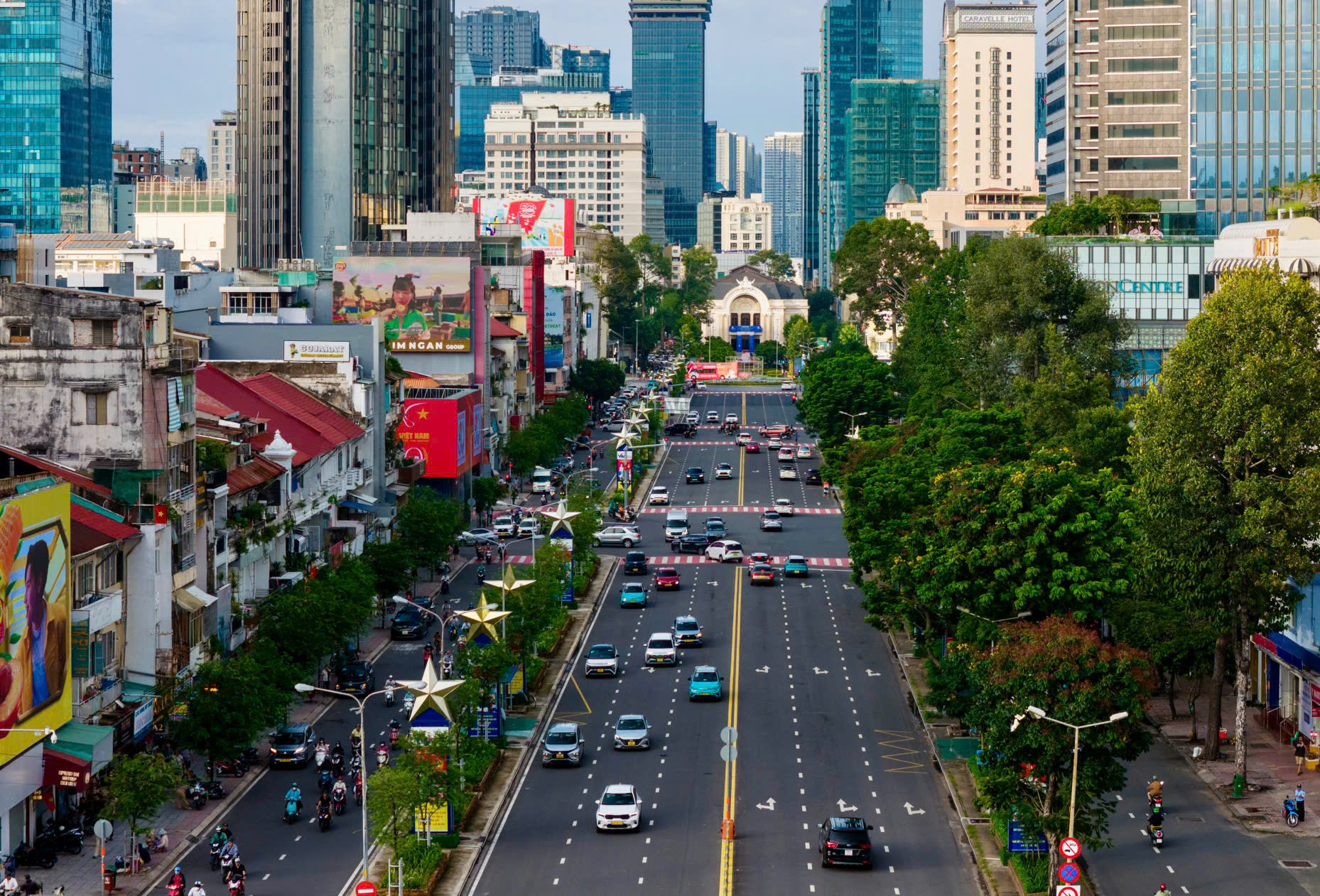 TPHCM: "Thay &aacute;o mới" cho đường L&ecirc; Lợi từ ng&agrave;y 5-12 - Ảnh 1.