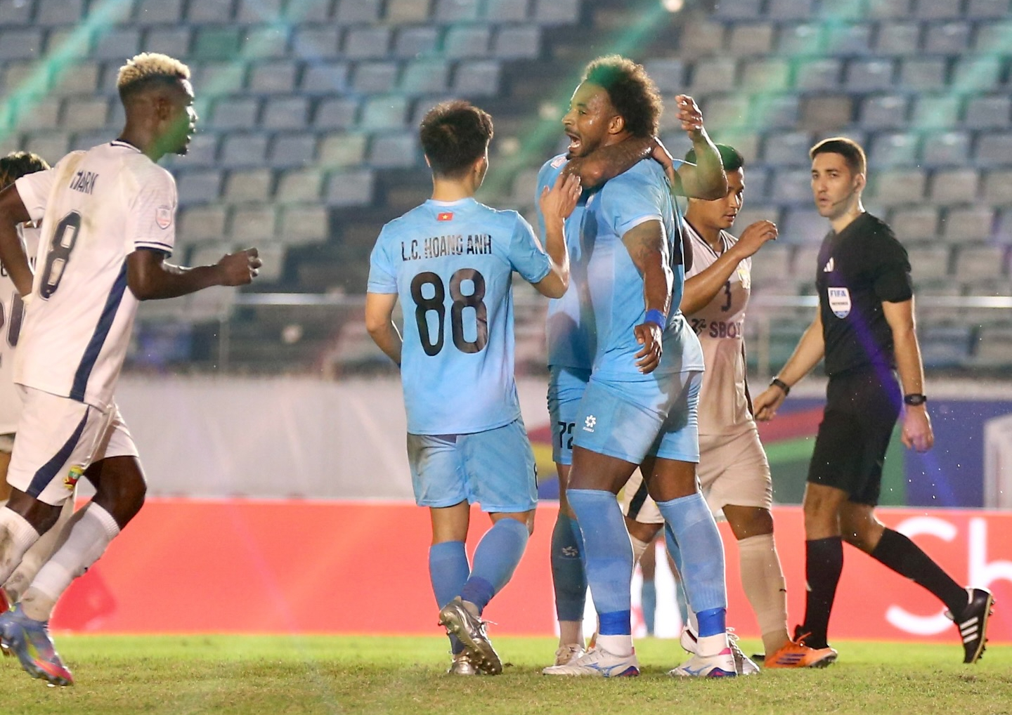 Tiền đạo nhập tịch Nguyễn Xu&acirc;n Son lập hat-trick ở đấu trường C1 Đ&ocirc;ng Nam &Aacute; 2025-2026 - Ảnh 3.