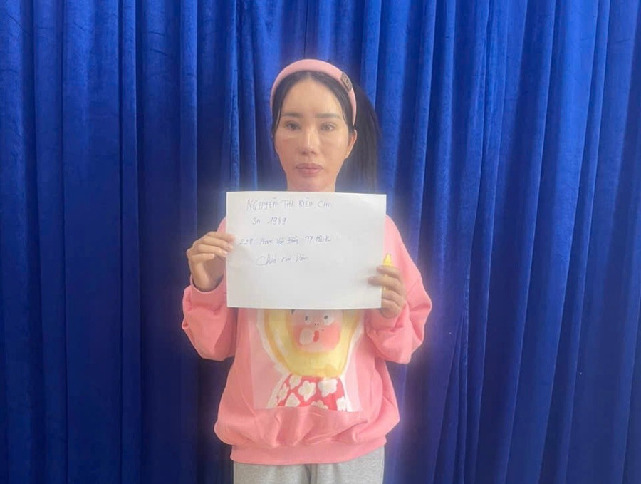 Đang chờ x&eacute;t xử tội chứa mại d&acirc;m, &ldquo;m&aacute; m&igrave;&rdquo; vẫn tiếp tục t&aacute;i phạm - Ảnh 1.