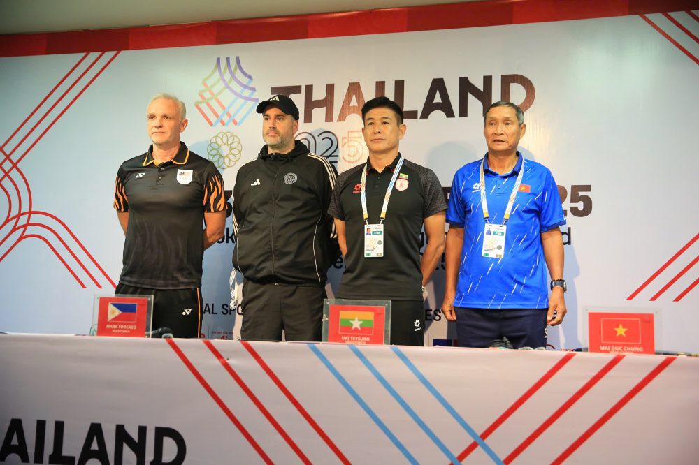 Tuyển nữ Việt Nam đại thắng Malaysia, Thái Thị Thảo lập hattrick trong 15 phút - Ảnh 3.