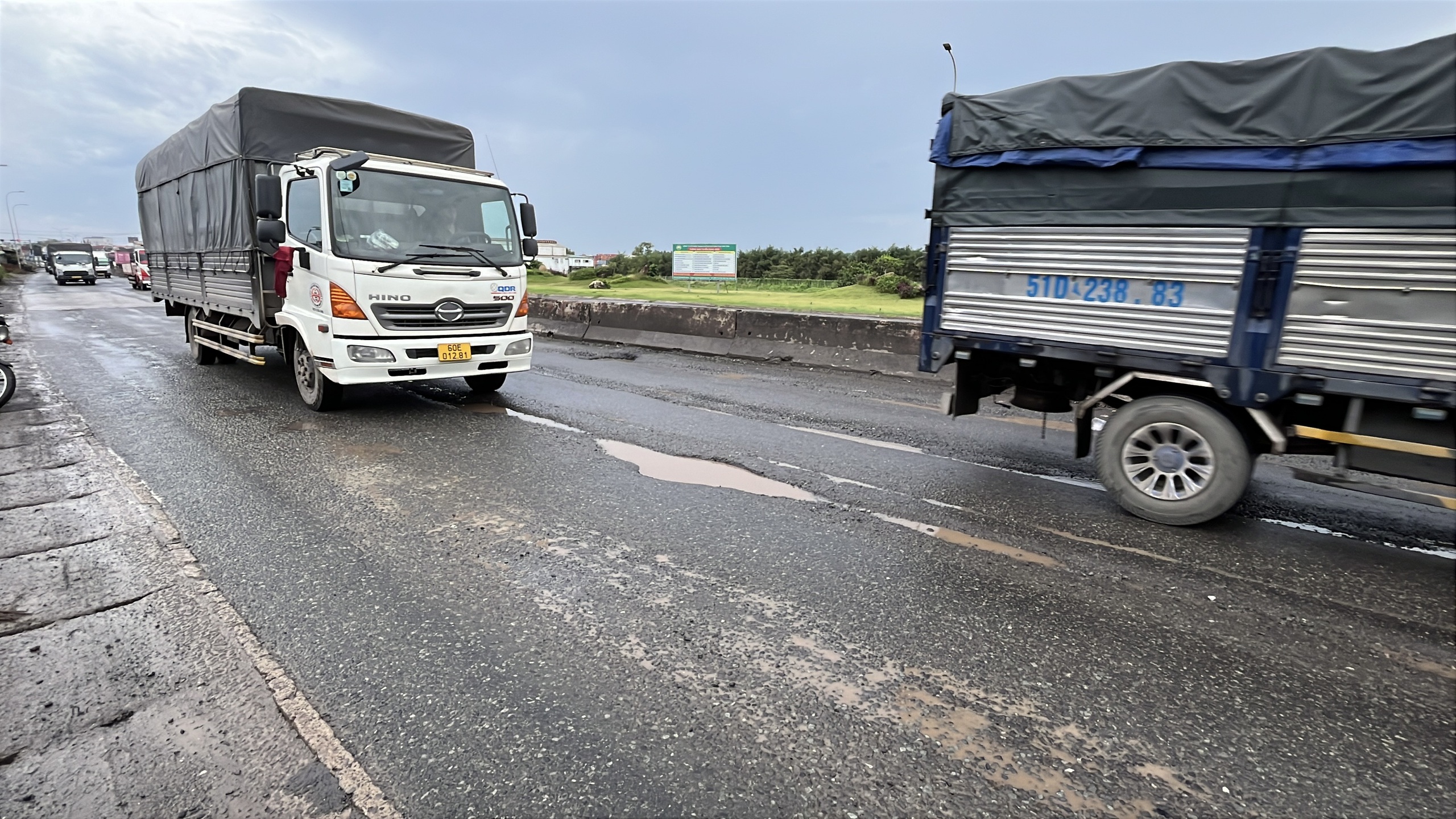 H&igrave;nh ảnh con đường &lsquo;đau khổ&rsquo; Quốc lộ 51 ở Đồng Nai - Ảnh 9.