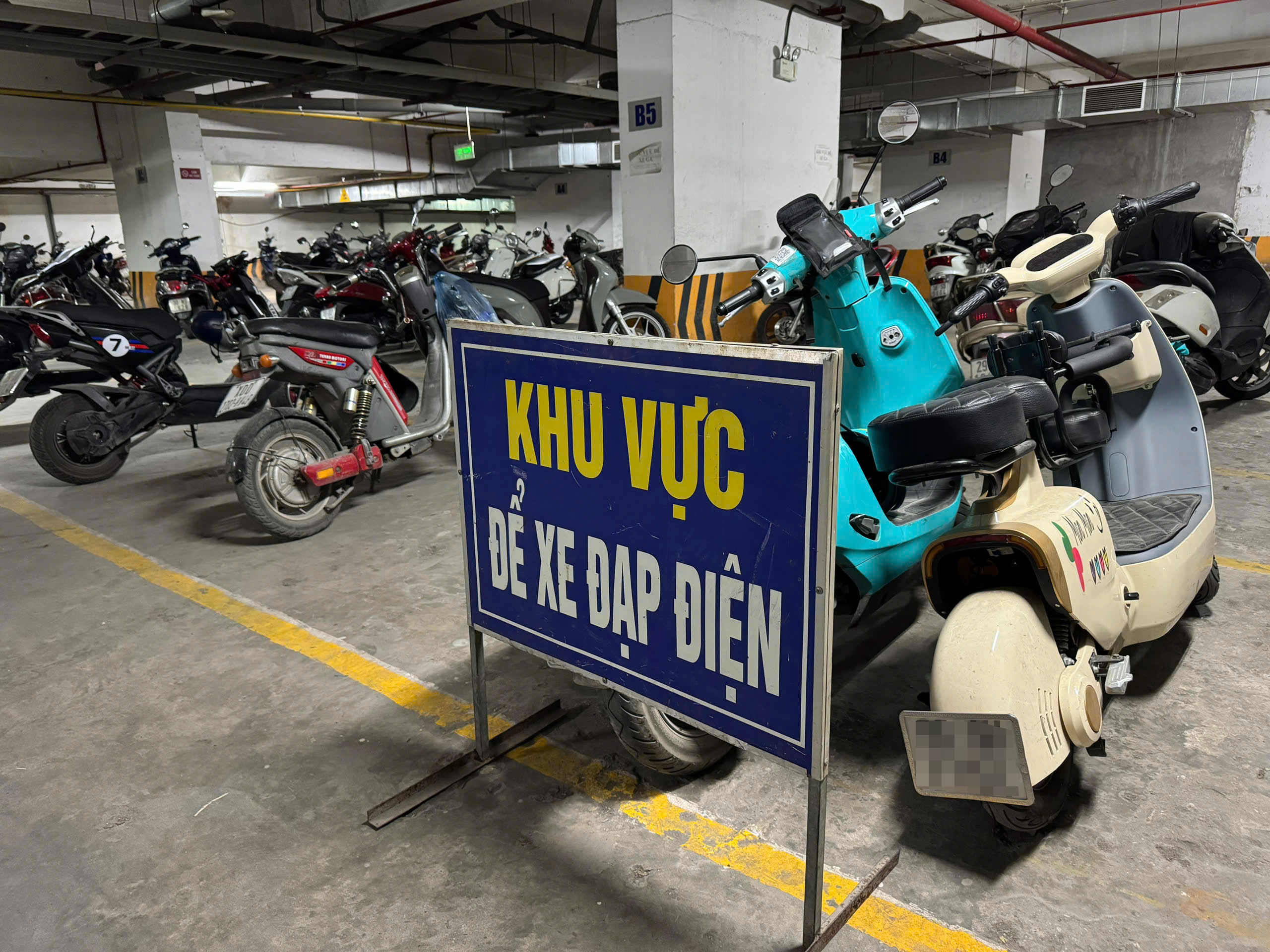 Giải ph&aacute;p h&agrave;i h&ograve;a cho chung cư v&agrave; xe điện - Ảnh 1.