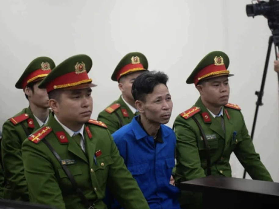 X&eacute;t xử Cao Văn H&ugrave;ng ph&oacute;ng hỏa qu&aacute;n c&agrave; ph&ecirc; l&agrave;m 11 người tử vong tại H&agrave; Nội - Ảnh 1.