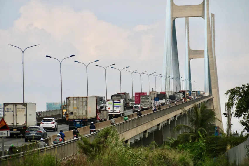 Sở T&agrave;i Ch&iacute;nh đề xuất x&aacute;c định r&otilde; đầu mối thực hiện cầu Ph&uacute; Mỹ 2 v&agrave; hai dự &aacute;n li&ecirc;n v&ugrave;ng - Ảnh 1.
