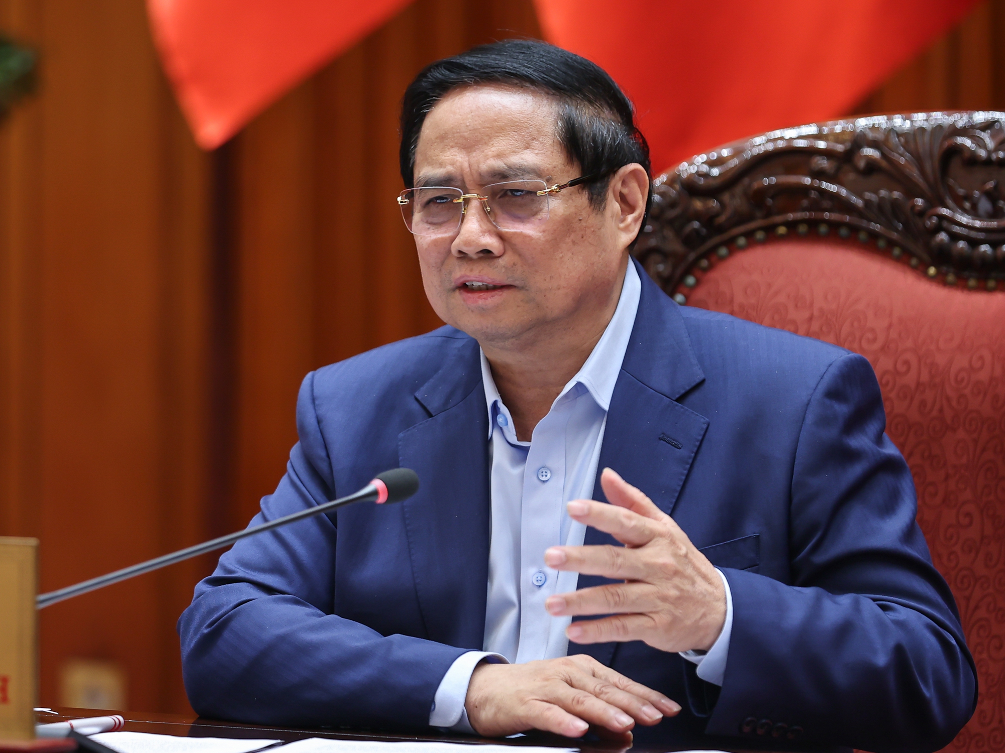 Thủ tướng y&ecirc;u cầu nghi&ecirc;n cứu c&aacute;c dự &aacute;n khắc phục &ocirc; nhiễm kh&ocirc;ng kh&iacute; tại H&agrave; Nội v&agrave; TPHCM - Ảnh 1.