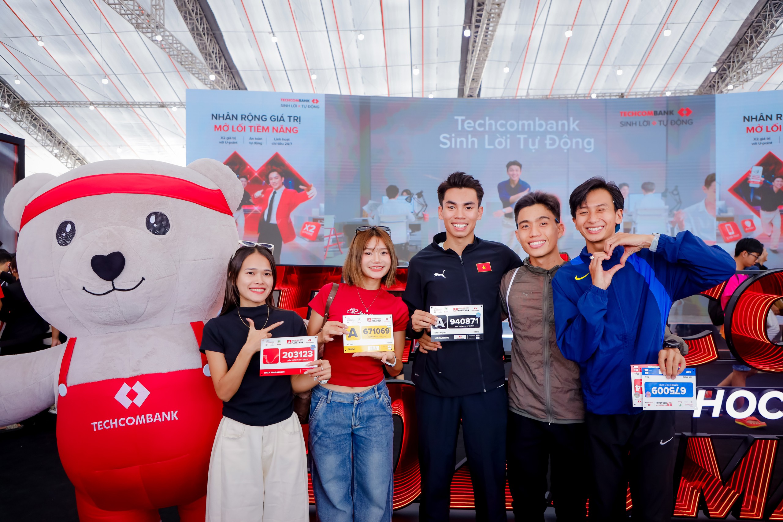 Khai mạc giải Marathon Quốc tế TP HCM Techcombank mùa thứ 8 - Ảnh 2.