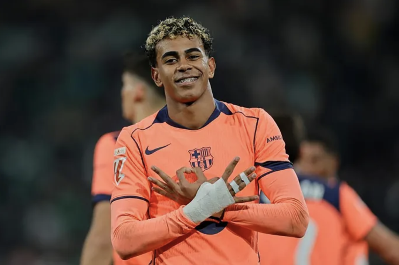 Hat-trick của Ferran Torres gi&uacute;p Barcelona thắng trận cầu 8 b&agrave;n - Ảnh 3.