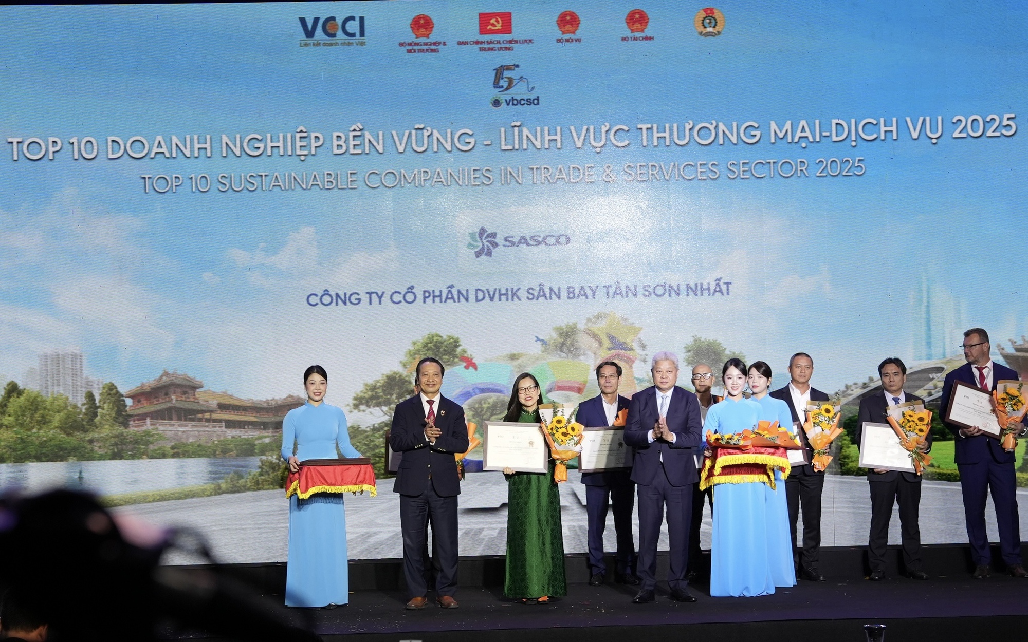 SASCO được vinh danh “Ngôi sao CSI” và 10 năm liên tiếp TOP 10 Phát triển bền vững Việt Nam.