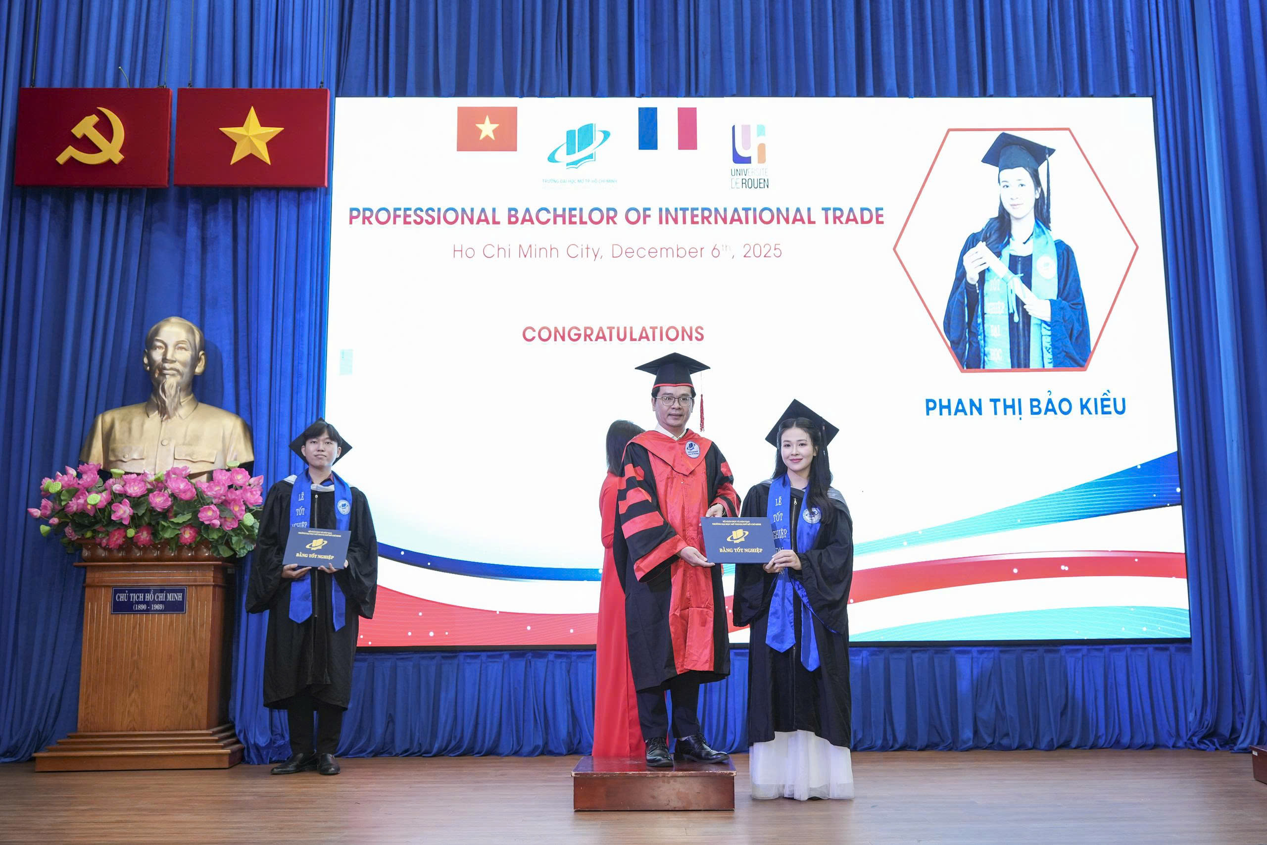 "Hộ chiếu nghề nghiệp" chuẩn châu Âu cho 54 tân cử nhân - Ảnh 1.