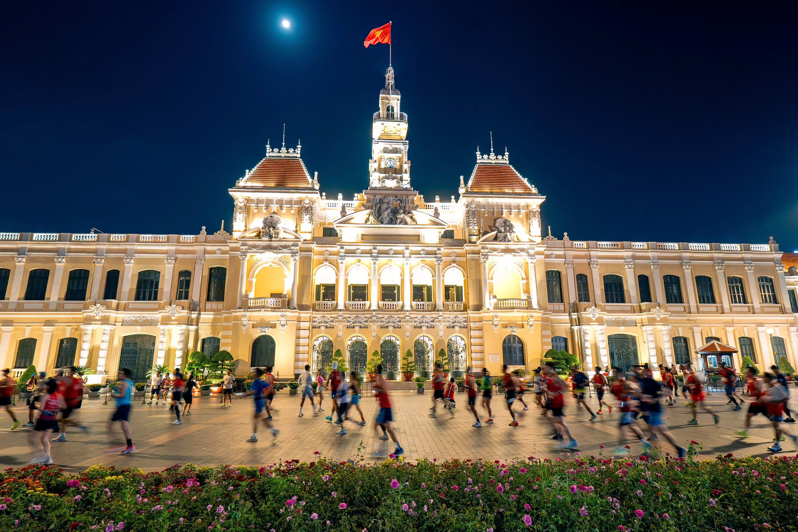 Khẳng định tầm v&oacute;c quốc tế, vị thế giải chạy biểu trưng của th&agrave;nh phố - Ảnh 3.