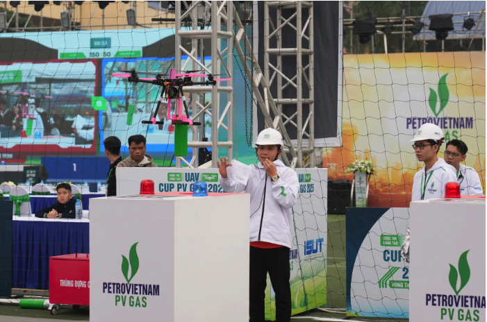 Trường ĐH T&ocirc;n Đức Thắng v&ocirc; địch Cuộc thi s&aacute;ng tạo UAV 2025 - Ảnh 3.