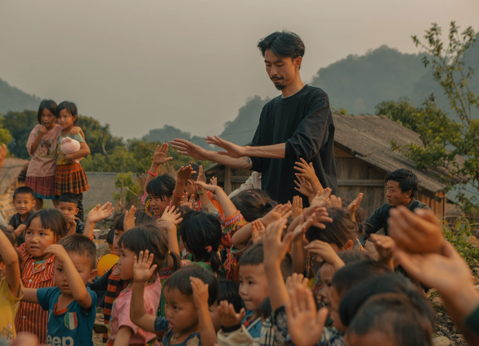 Rapper Đen lên tiếng về mối quan hệ với dự án "Nuôi Em" - Ảnh 1.