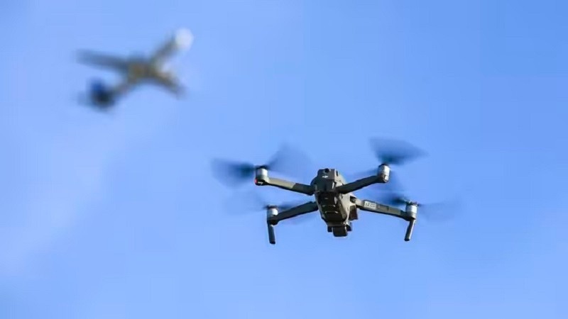 UAV lạ &aacute;p s&aacute;t khu vực c&oacute; t&agrave;u ngầm hạt nh&acirc;n Ph&aacute;p - Ảnh 2.