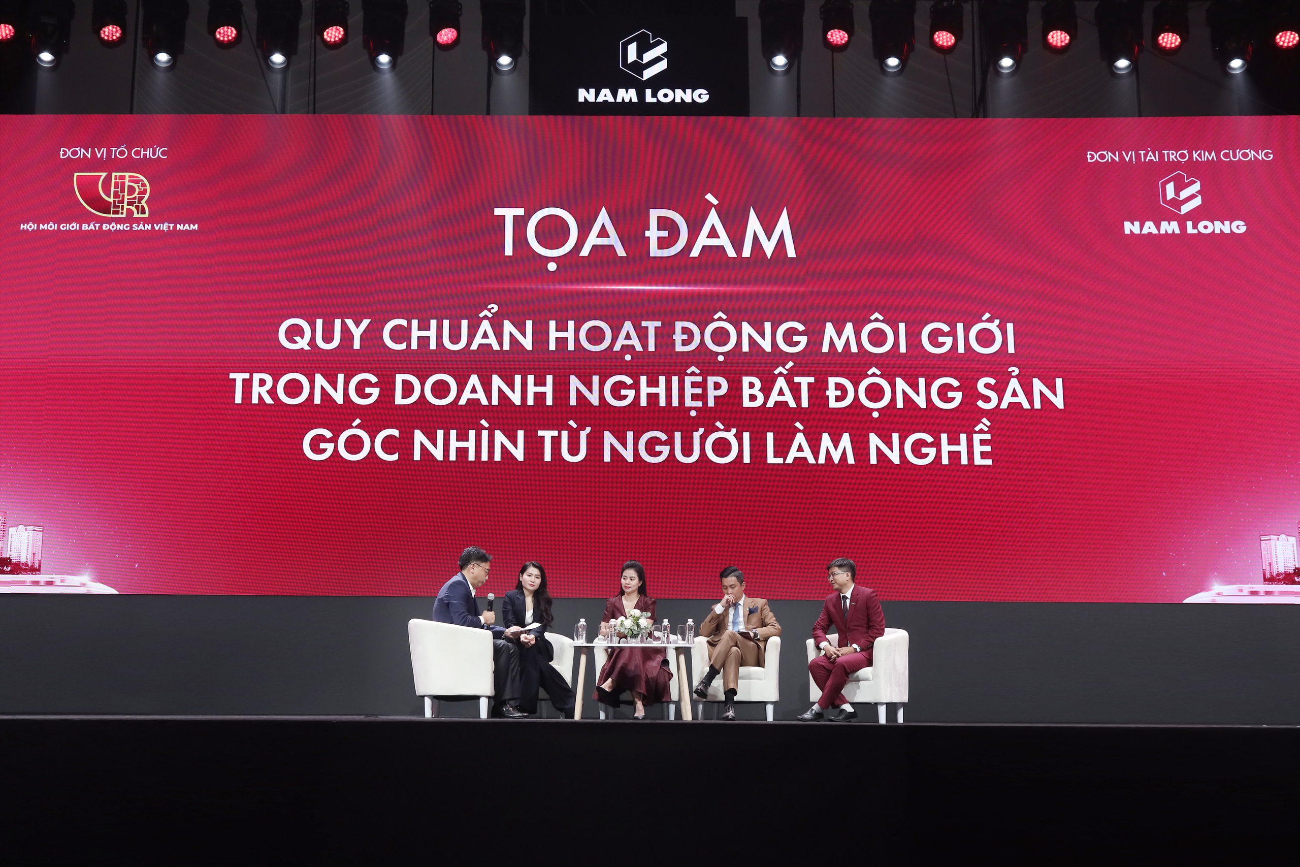 M&ocirc;i giới "chuẩn" sẽ kh&ocirc;ng c&oacute; bộ sưu tập sim dự ph&ograve;ng để n&eacute; kh&aacute;ch h&agrave;ng - Ảnh 1.