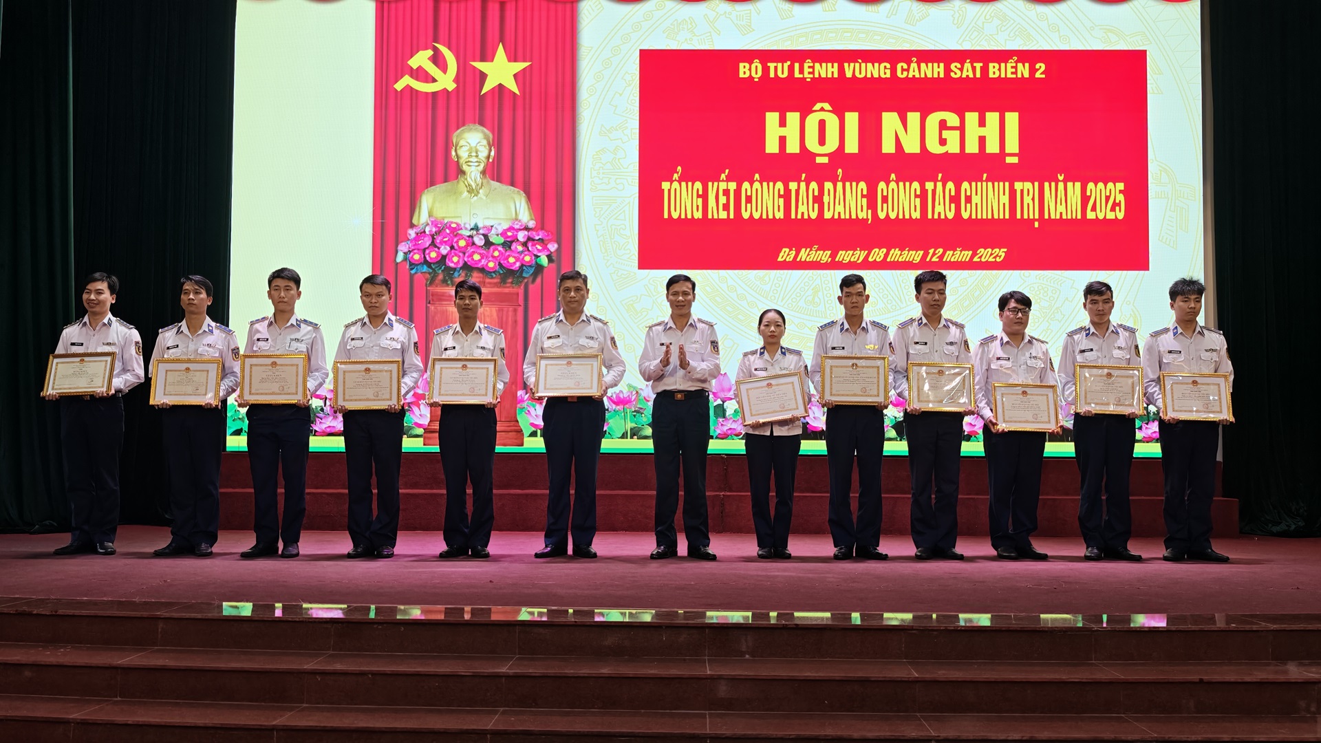V&ugrave;ng Cảnh s&aacute;t biển 2 tổng kết c&ocirc;ng t&aacute;c Đảng, c&ocirc;ng t&aacute;c Ch&iacute;nh trị năm 2025 - Ảnh 2.