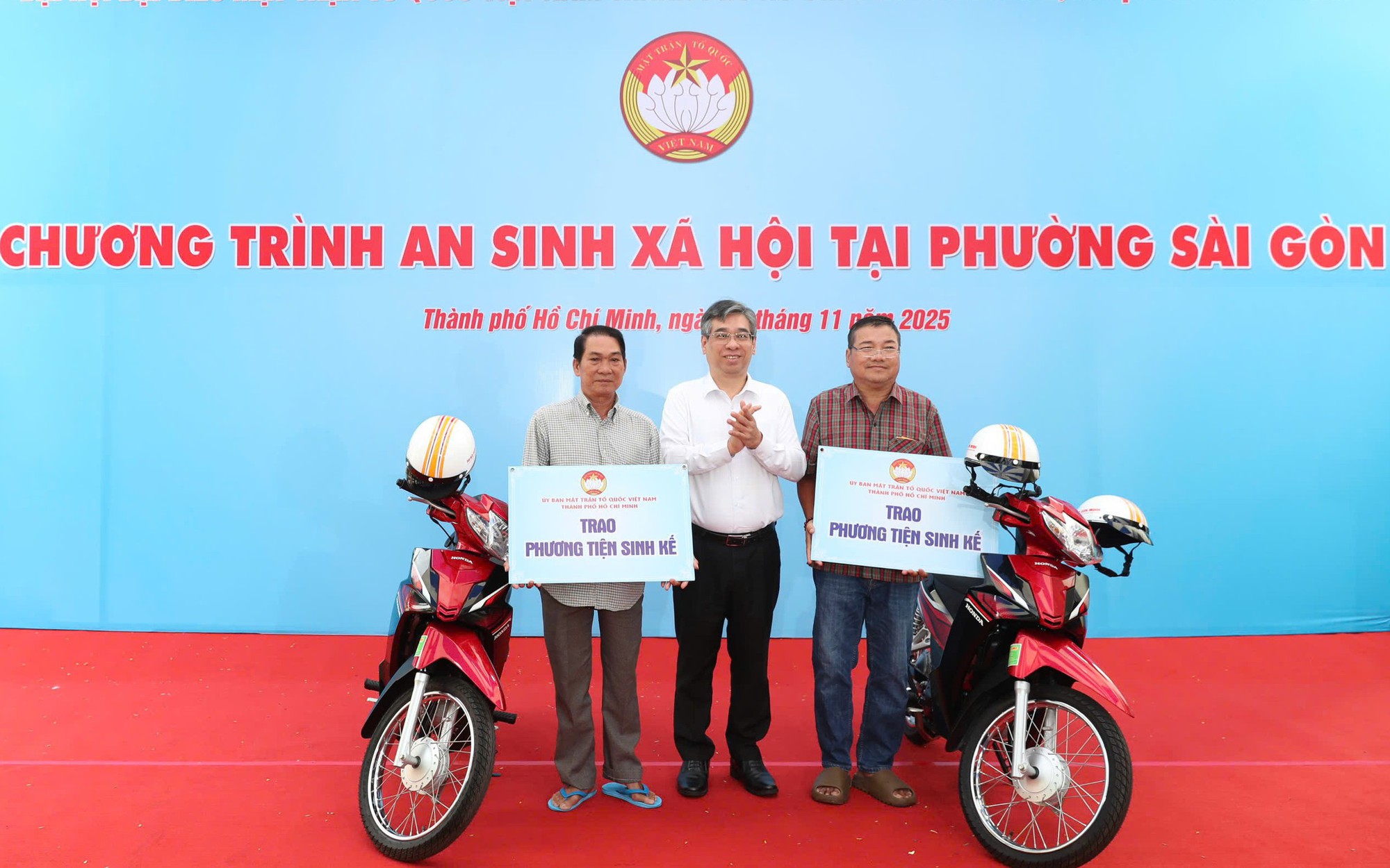Gắn x&acirc;y dựng n&ocirc;ng th&ocirc;n mới với giảm ngh&egrave;o bền vững: Nhiều kết quả t&iacute;ch cực - Ảnh 4.
