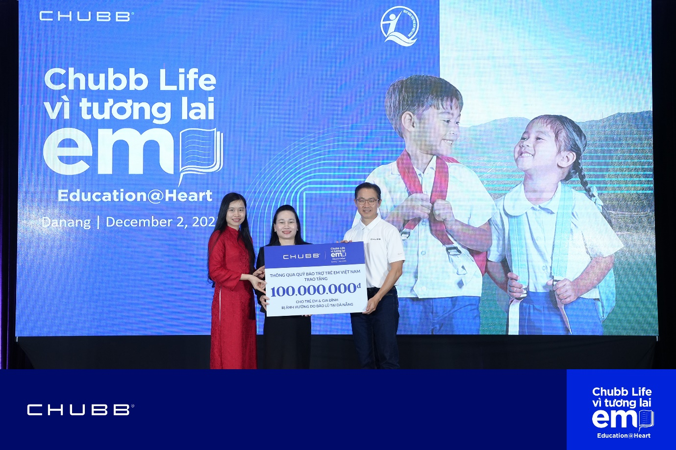 Chubb Life Việt Nam d&agrave;nh hơn 1 tỷ cho học sinh kh&oacute; khăn v&agrave; c&aacute;c địa phương gặp thi&ecirc;n tai - Ảnh 2.