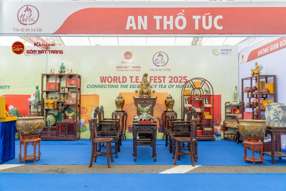 An Thổ T&uacute;c khẳng định vị thế tr&agrave; v&agrave; gốm sứ Việt tại Lễ hội Tr&agrave; Quốc tế - World Tea Fest 2025 - Ảnh 1.