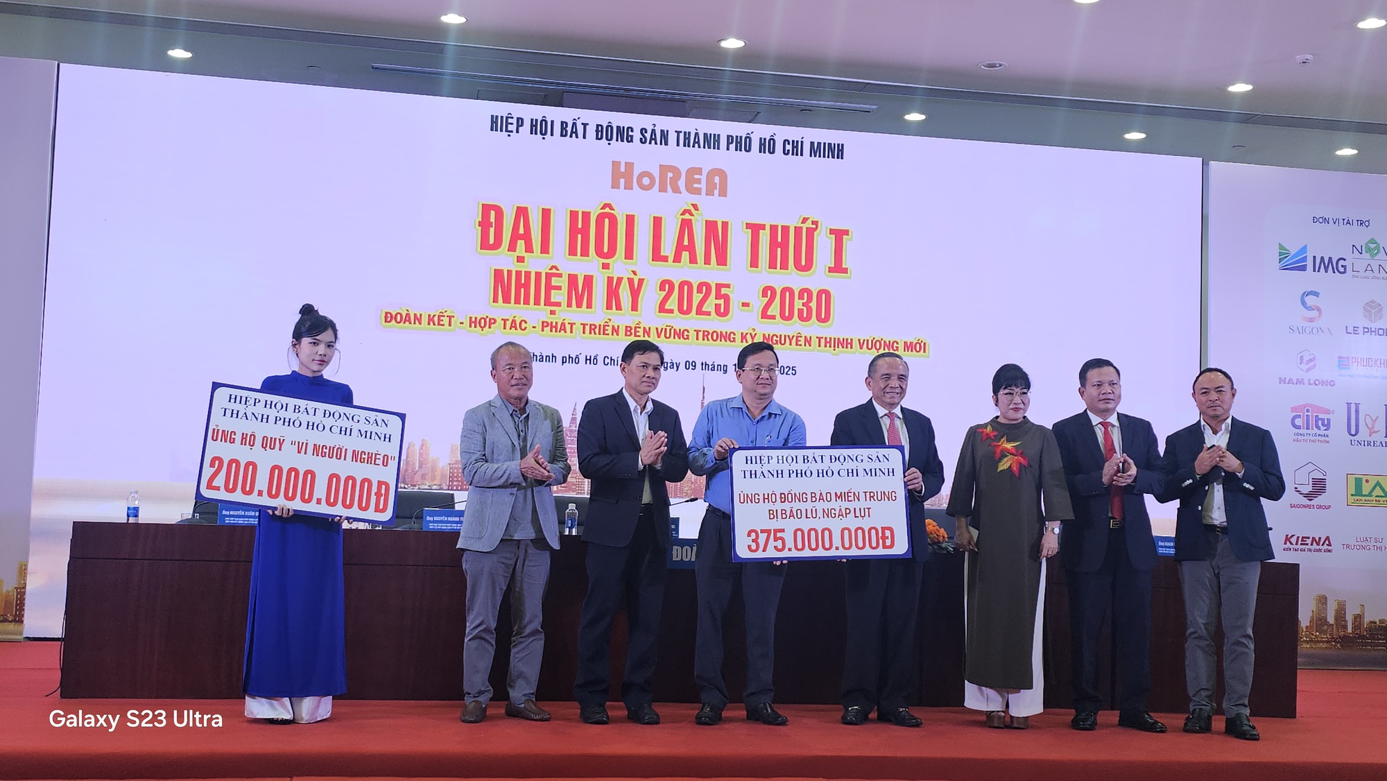 &Ocirc;ng L&ecirc; Ho&agrave;ng Ch&acirc;u giữ chức Chủ tịch Hiệp hội HoREA  - Ảnh 4.