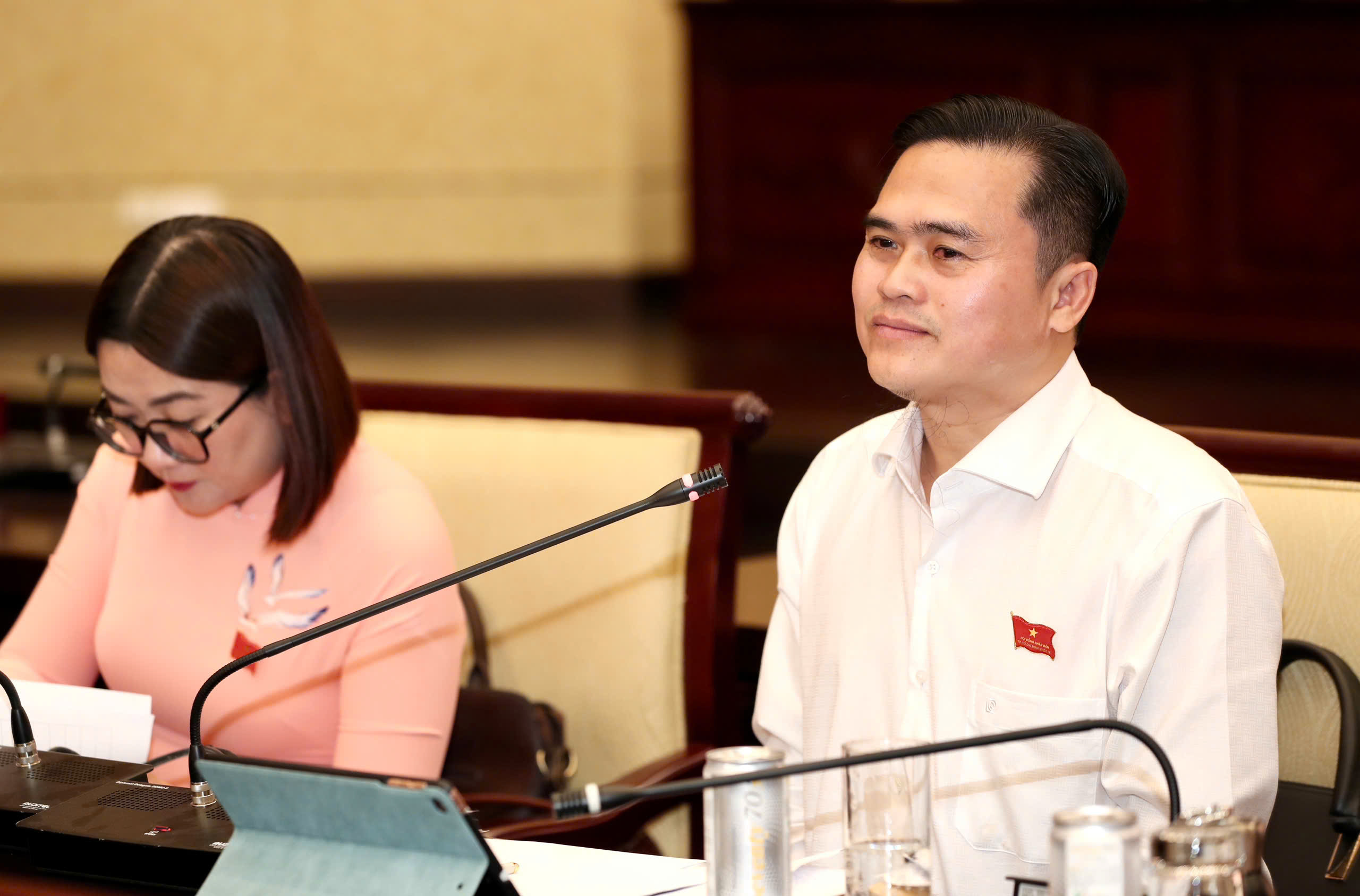 Sau nhiều vụ ngộ độc thực phẩm, đại biểu đề xuất &aacute;p dụng bảo hiểm thực phẩm bắt buộc - Ảnh 1.