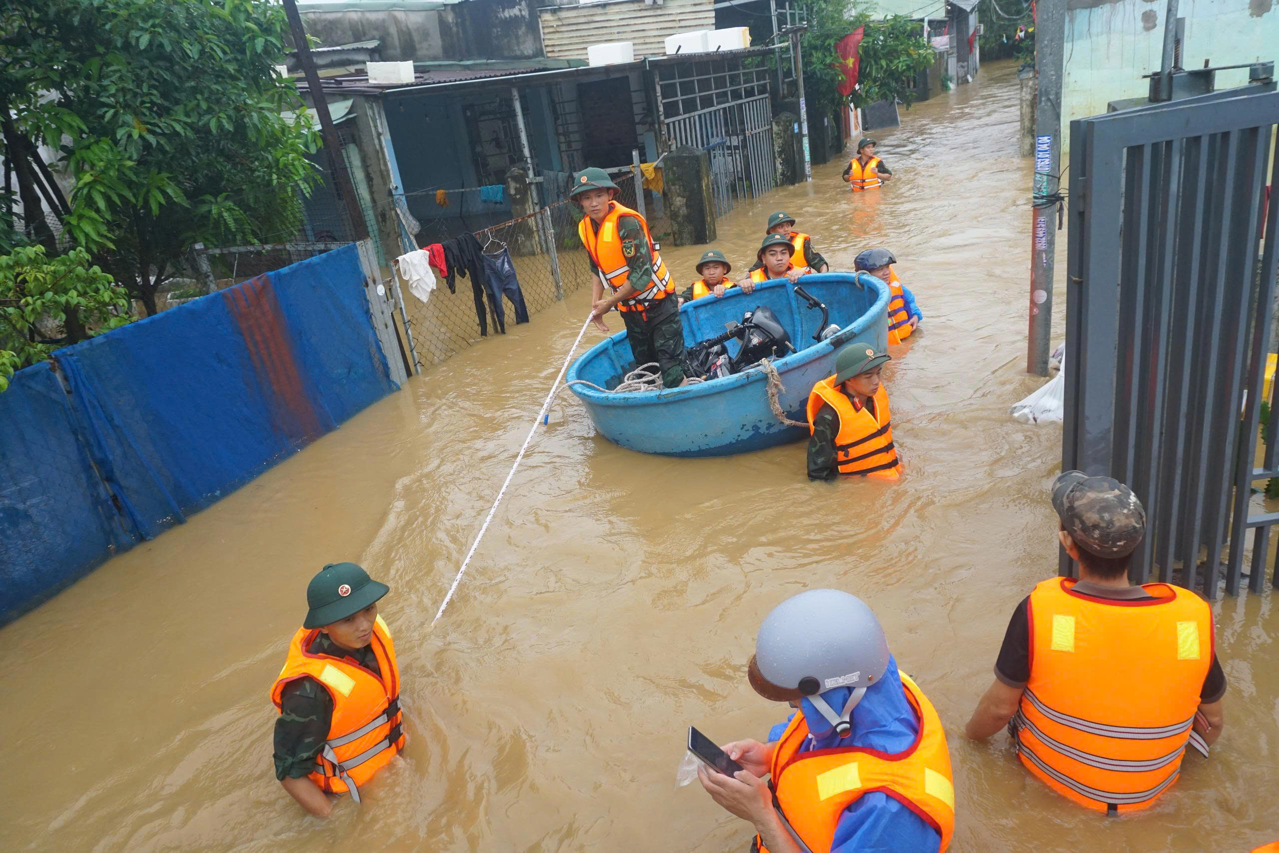 Đà Nẵng chủ động ứng phó thiên tai với cộng đồng bền vững - Ảnh 4.