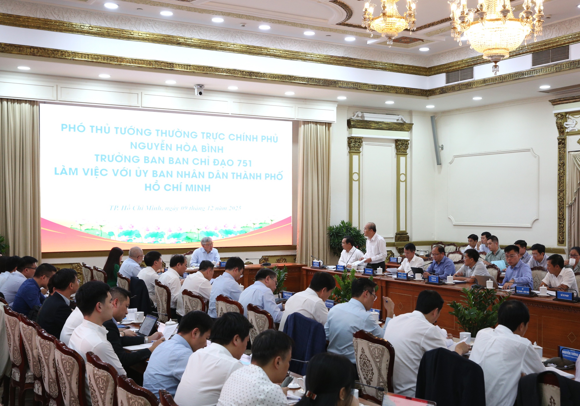 Khai trương trung t&acirc;m t&agrave;i ch&iacute;nh quốc tế tại TPHCM v&agrave;o ng&agrave;y 19 - 12 - Ảnh 2.