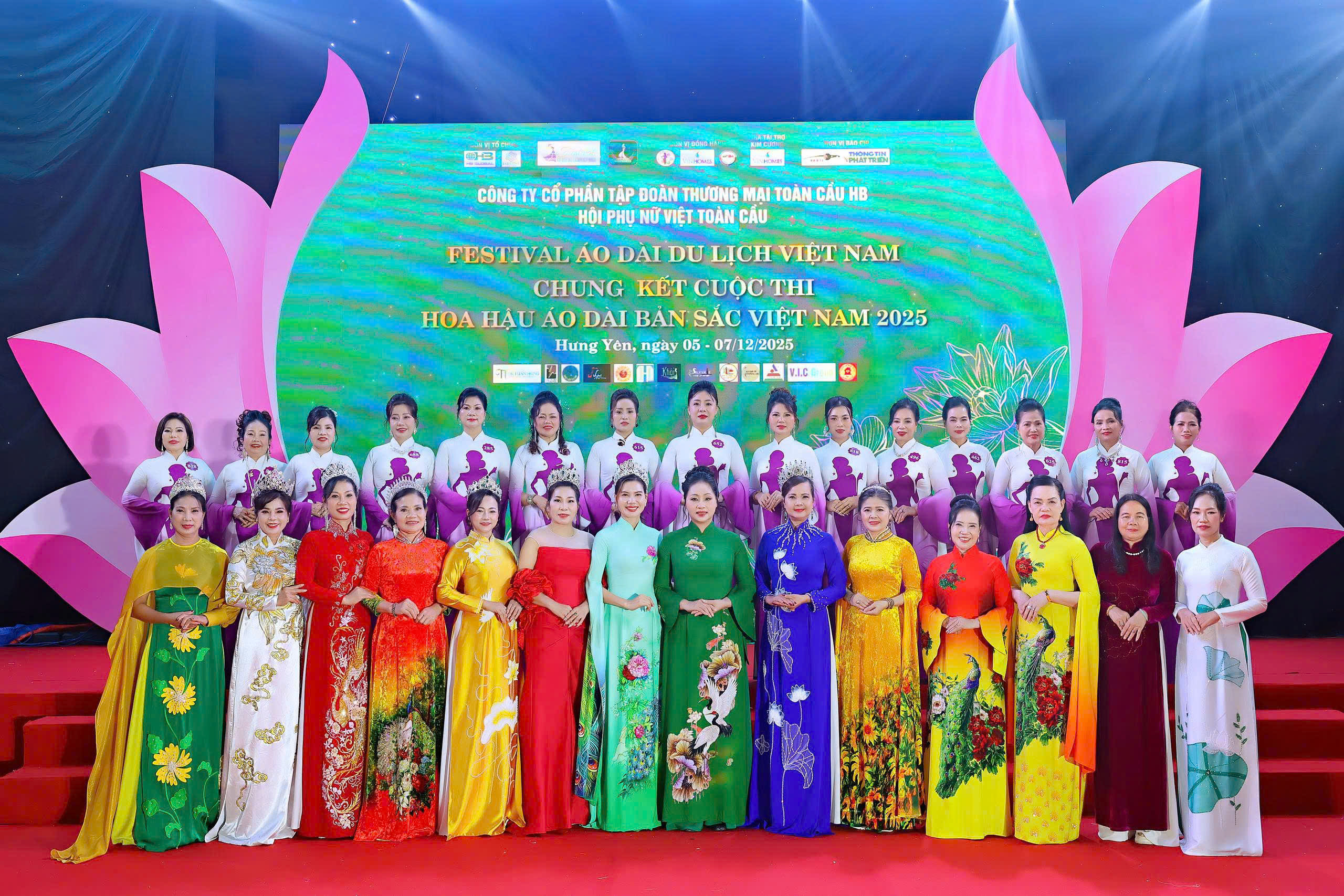 T&acirc;n Hoa hậu nh&iacute; &aacute;o d&agrave;i bản sắc Việt Nam đến từ TP HCM - Ảnh 2.