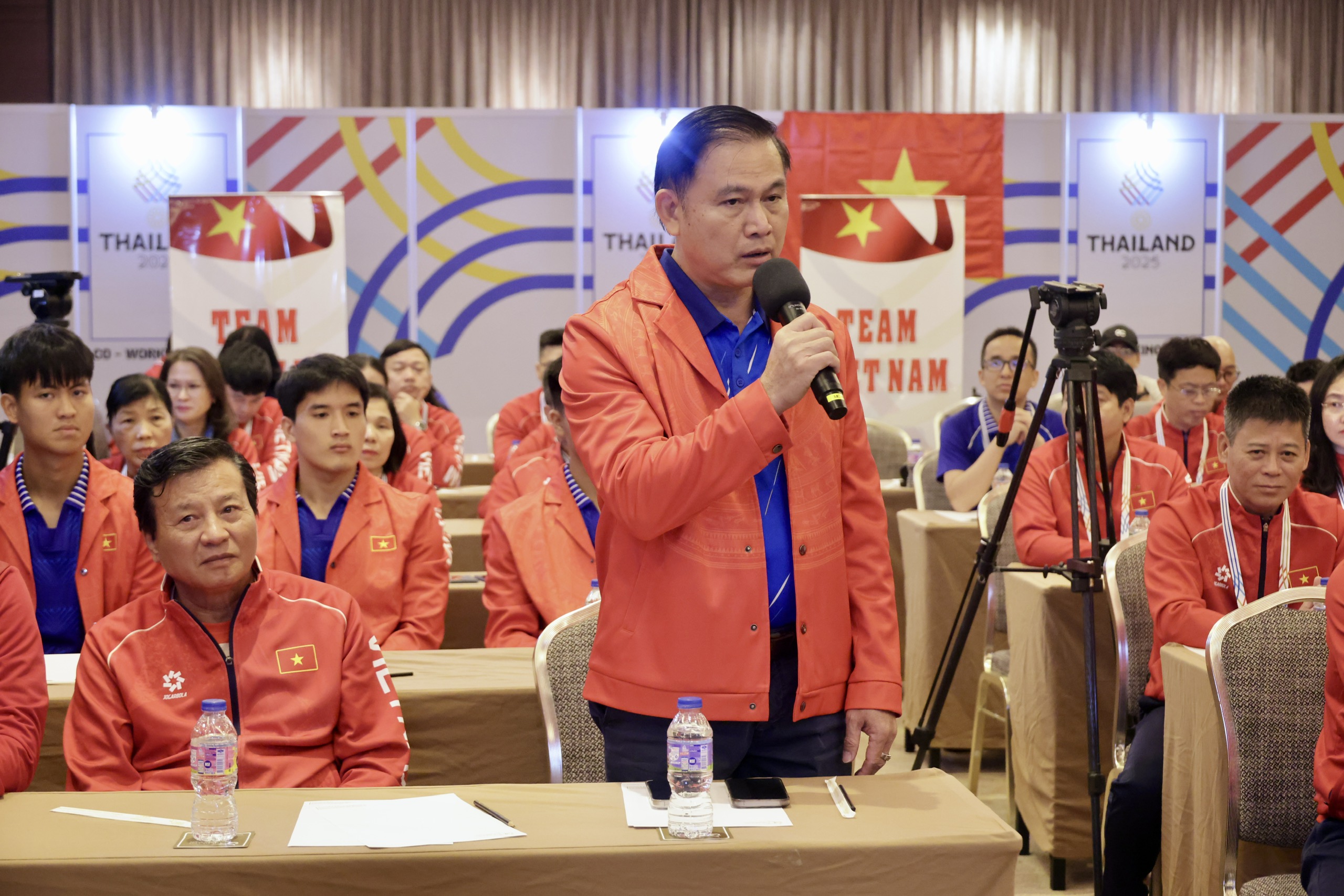 Tuyển nữ Việt Nam và nổi khổ ở SEA Games 33 - Ảnh 1.