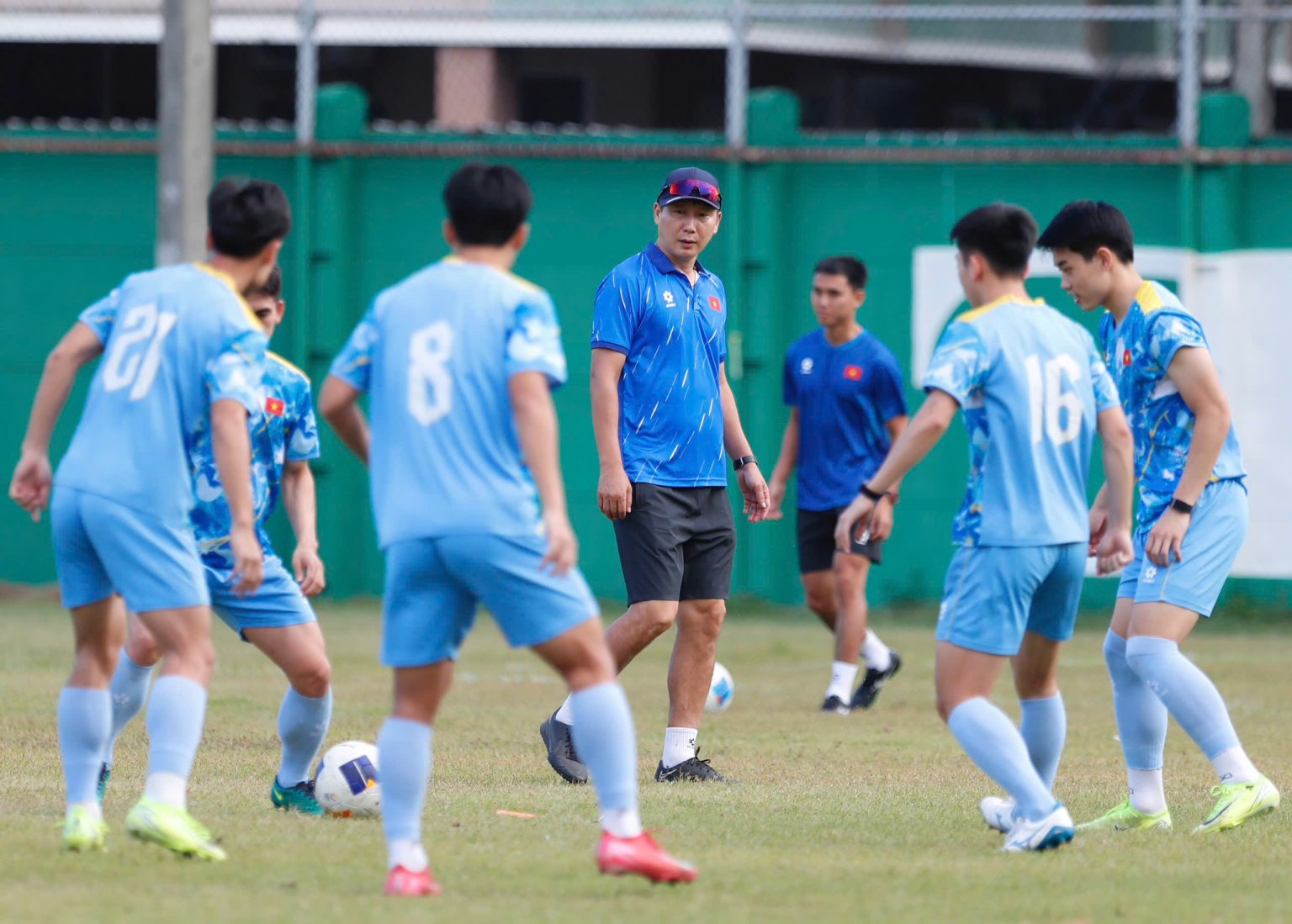 Tiền vệ Nguyễn Th&aacute;i Quốc Cường: U22 Việt Nam sẽ thắng Malaysia - Ảnh 1.