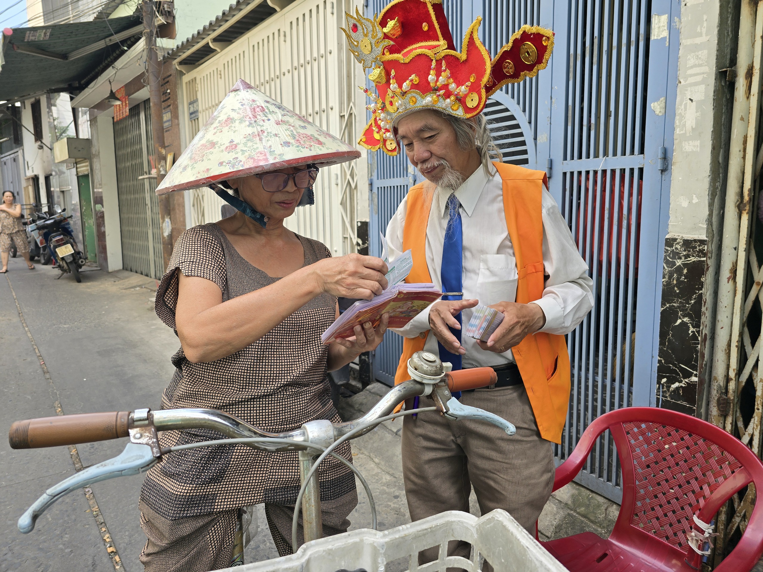"&Ocirc;ng thần t&agrave;i" nh&acirc;n hậu- Ảnh 3.