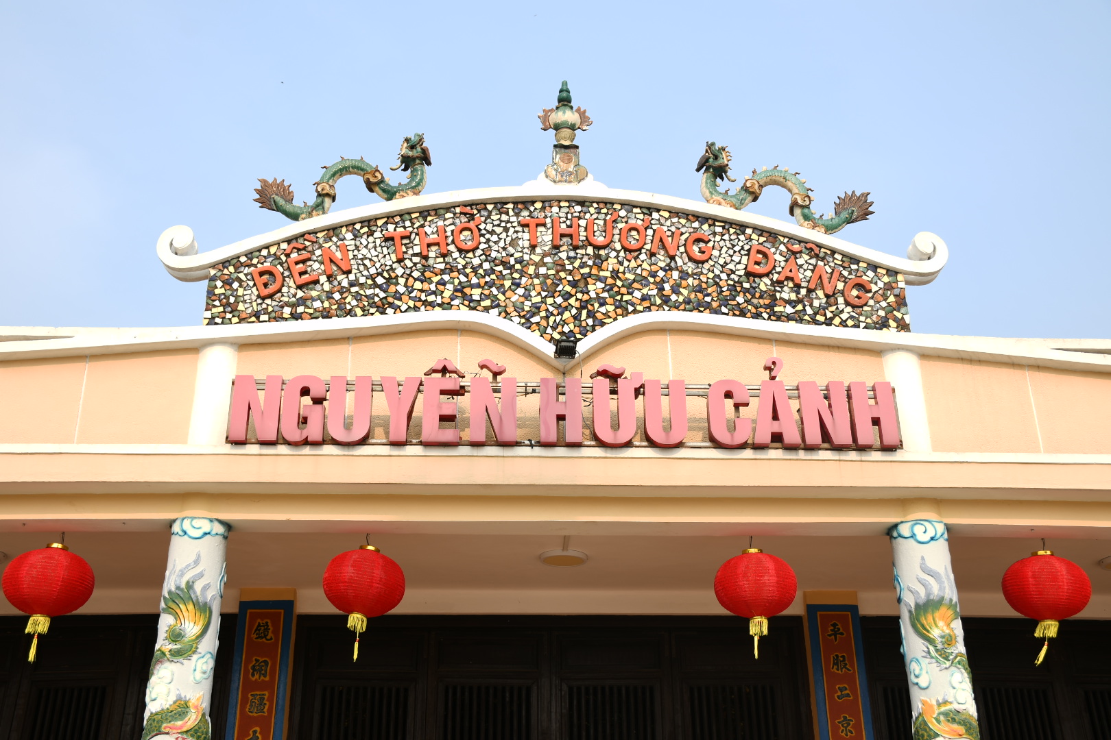 Thăm đền B&igrave;nh K&iacute;nh, nghe chuyện người mở c&otilde;i Phương Nam- Ảnh 9.