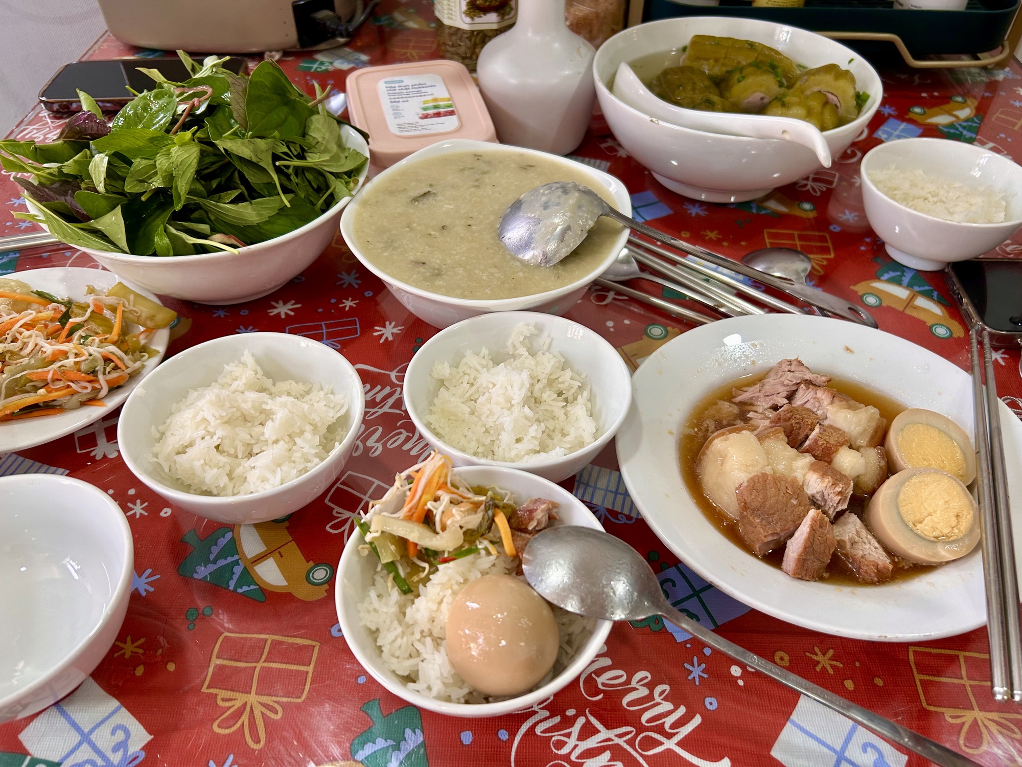 G&oacute;c bếp ng&agrave;y Tết: Y&ecirc;u thương từ những m&oacute;n ăn- Ảnh 2.