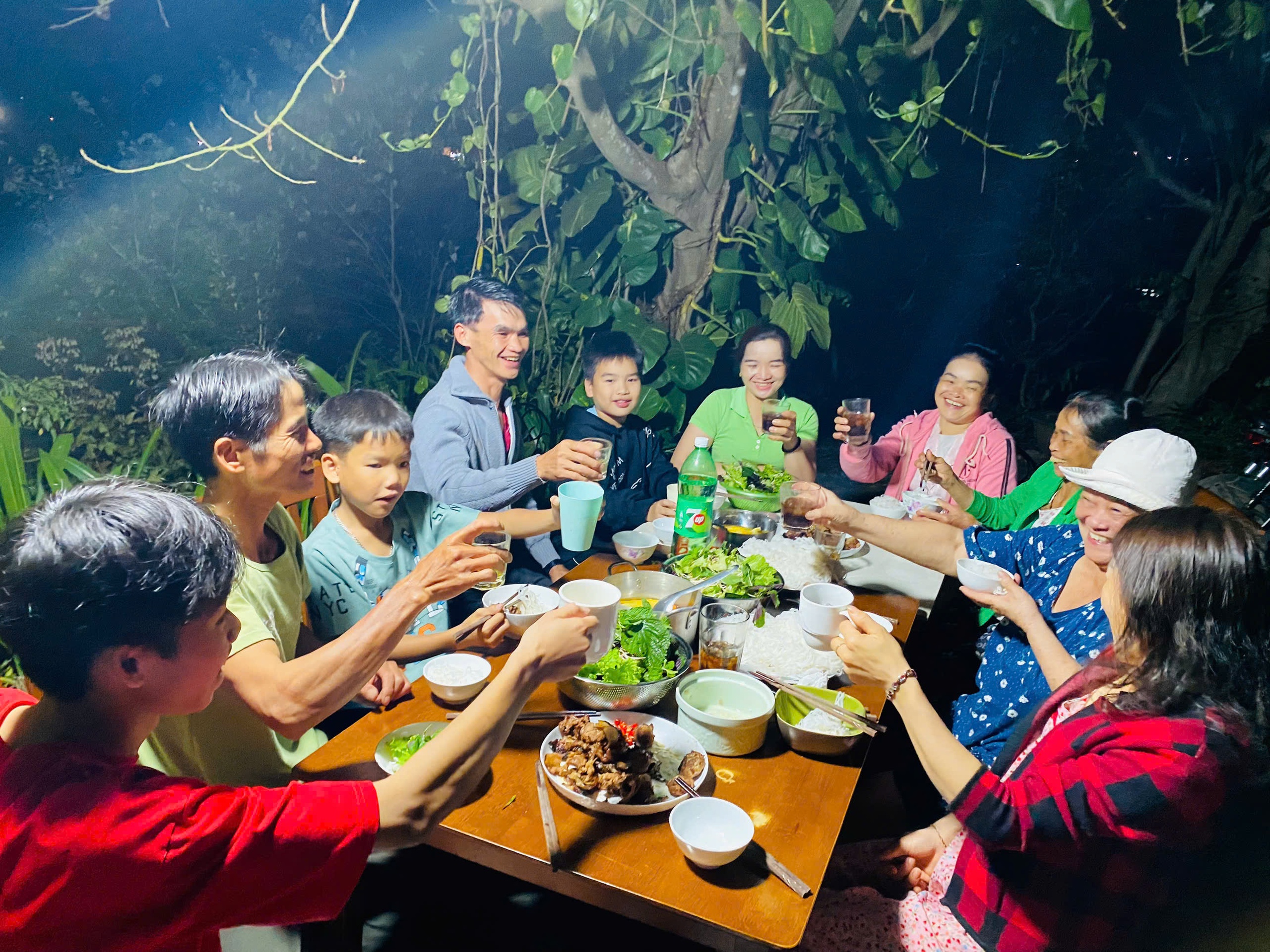 CUỘC THI VIẾT "TẾT THỜI SỐ": Tết cao nguy&ecirc;n l&agrave; Tết rất gần- Ảnh 7.