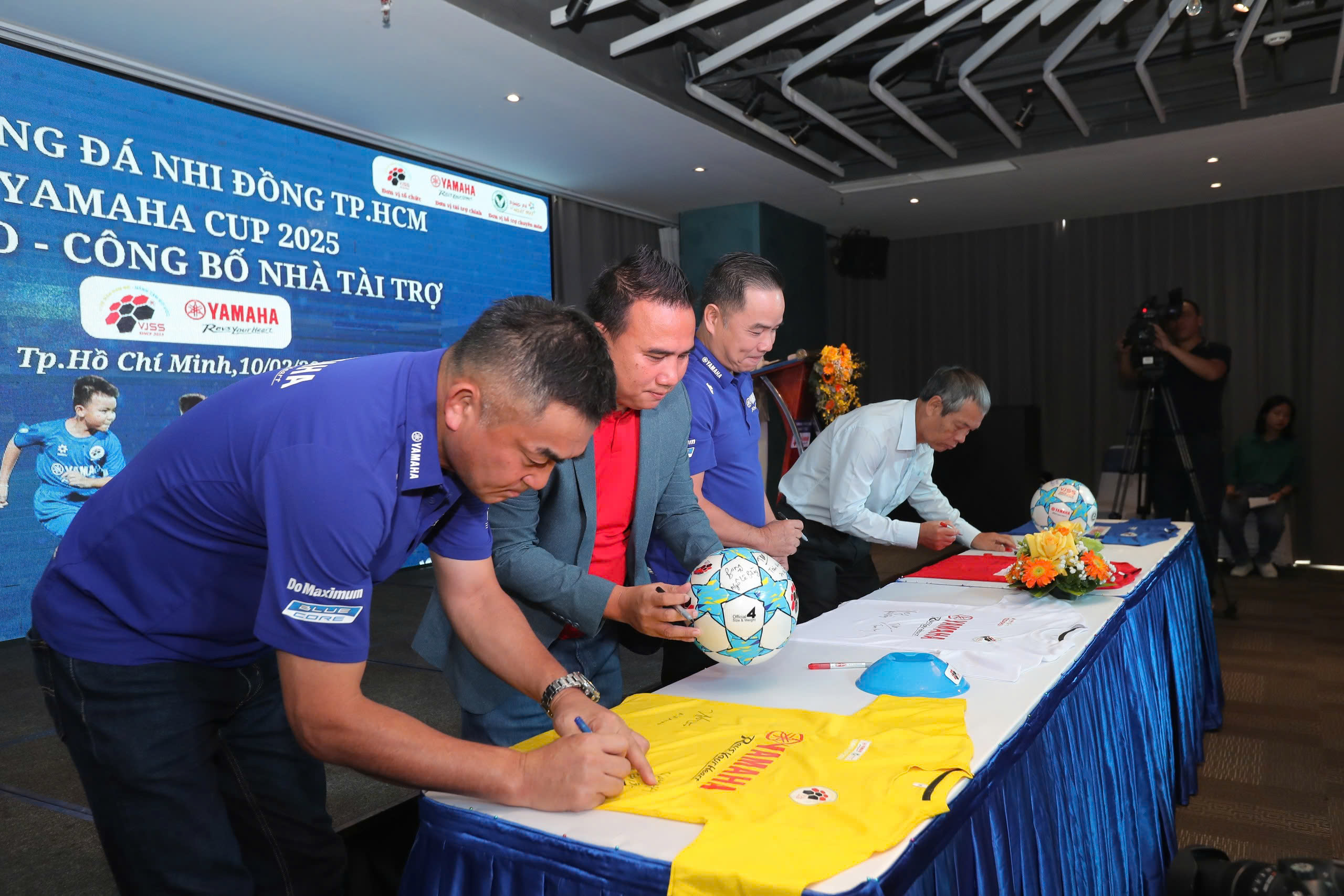 Chuẩn bị khởi tranh Giải B&oacute;ng đ&aacute; nhi đồng TP HCM - Yamaha Cup 2025- Ảnh 2.