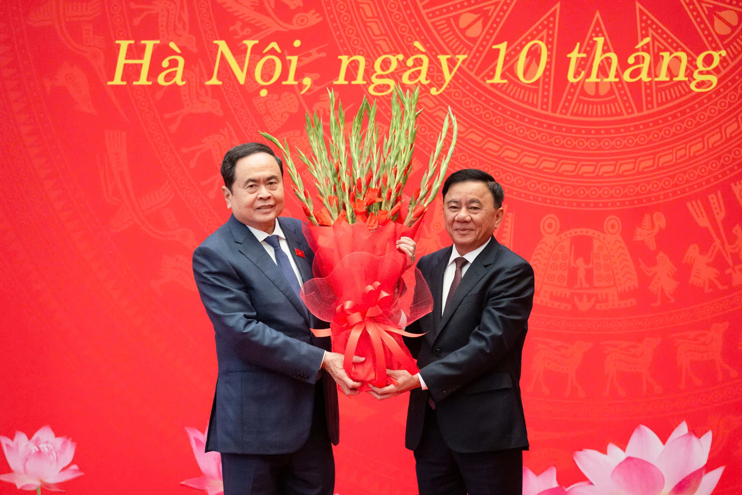 Chủ tịch Quốc hội chủ tr&igrave; Hội nghị đầu ti&ecirc;n của Ban Chấp h&agrave;nh Đảng bộ Quốc hội- Ảnh 3.