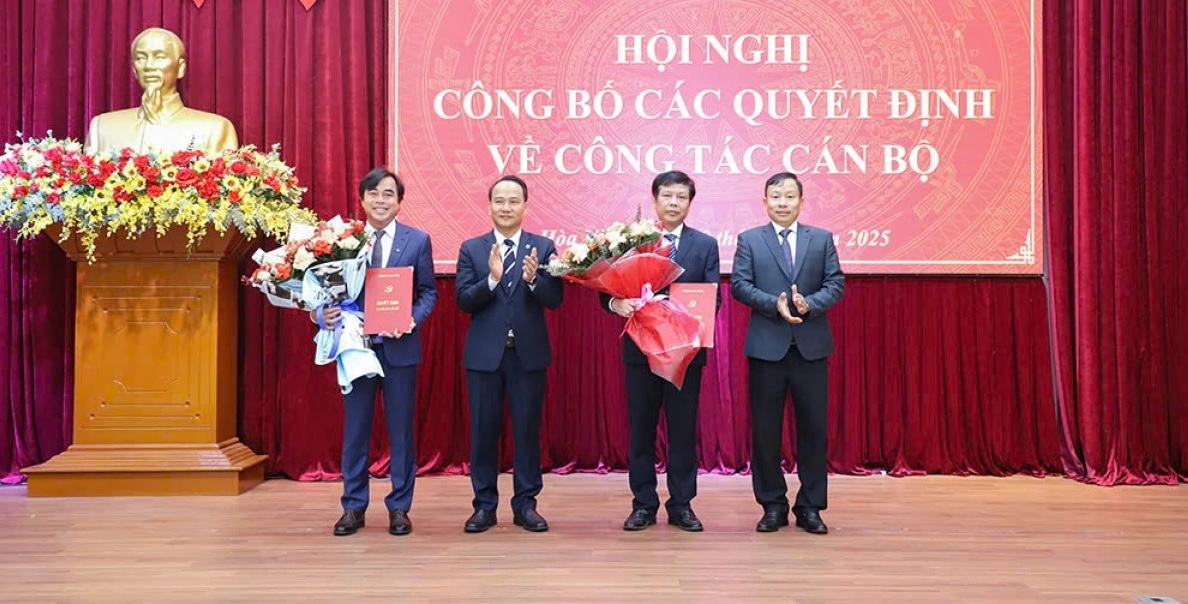 Quyết định mới nhất về c&ocirc;ng t&aacute;c c&aacute;n bộ tại Đ&agrave; Nẵng- Ảnh 1.